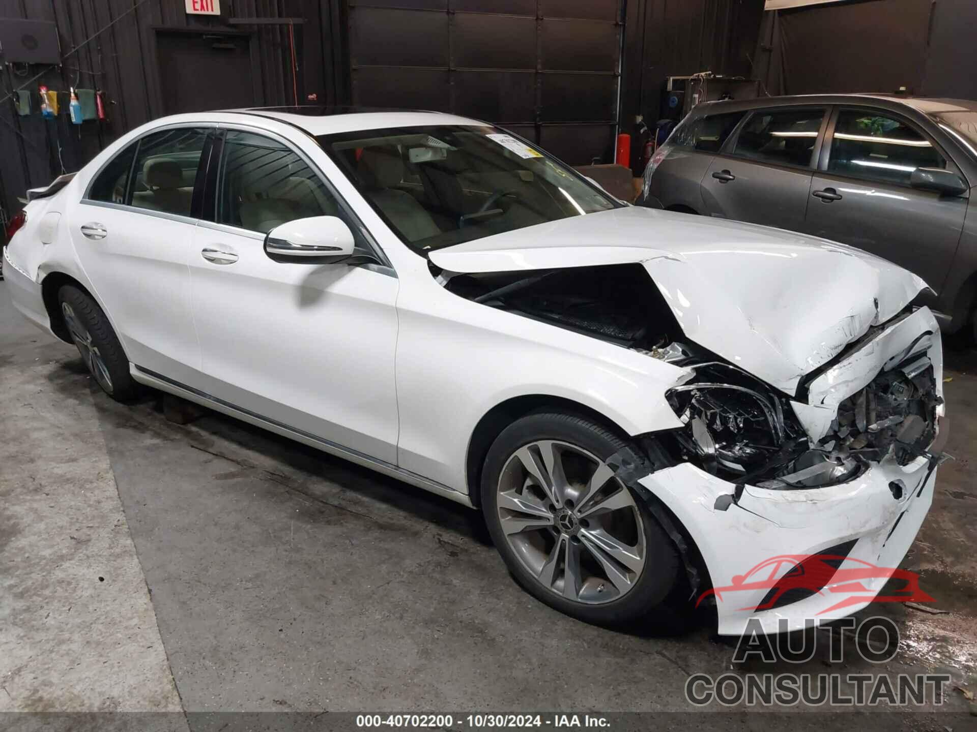 MERCEDES-BENZ C 300 2019 - 55SWF8EB9KU321278