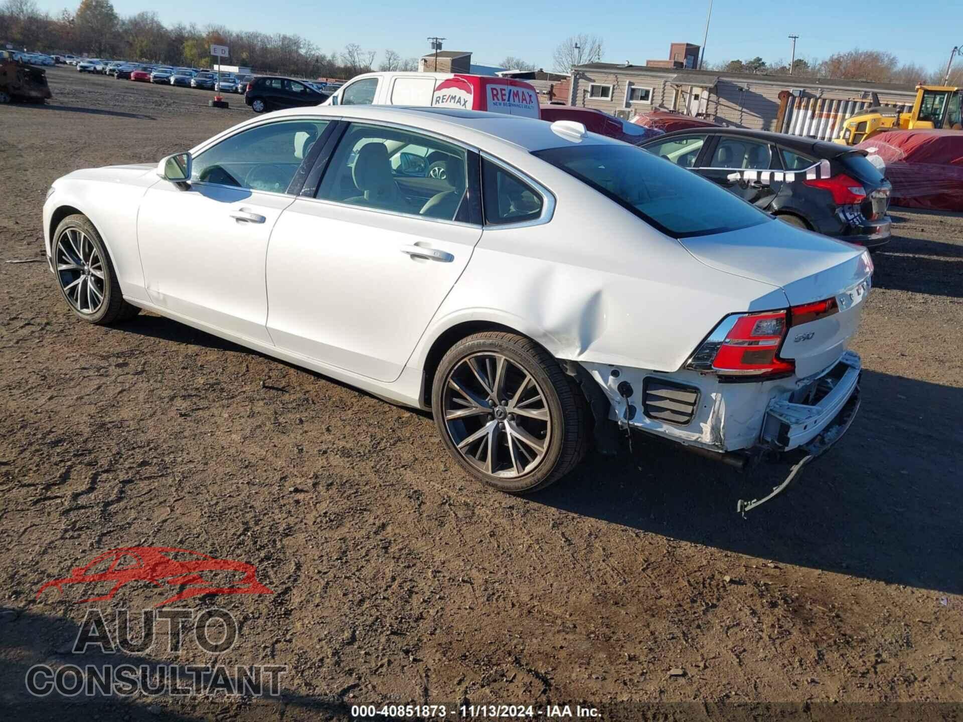 VOLVO S90 2018 - LVY992MK2JP007781