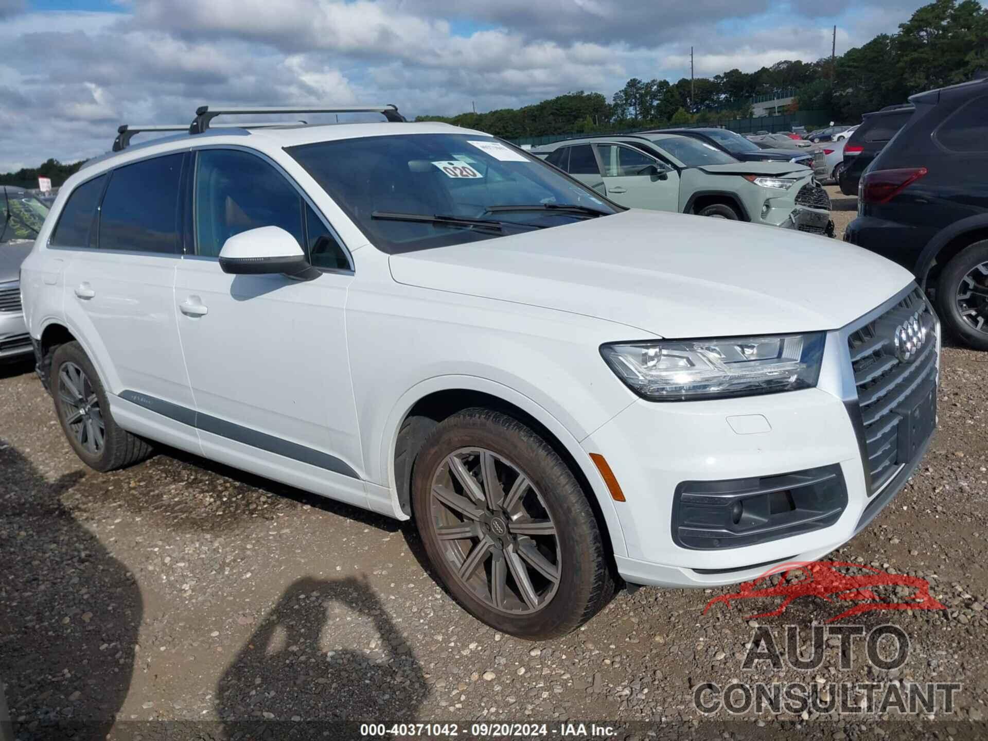 AUDI Q7 2017 - WA1LAAF76HD027402