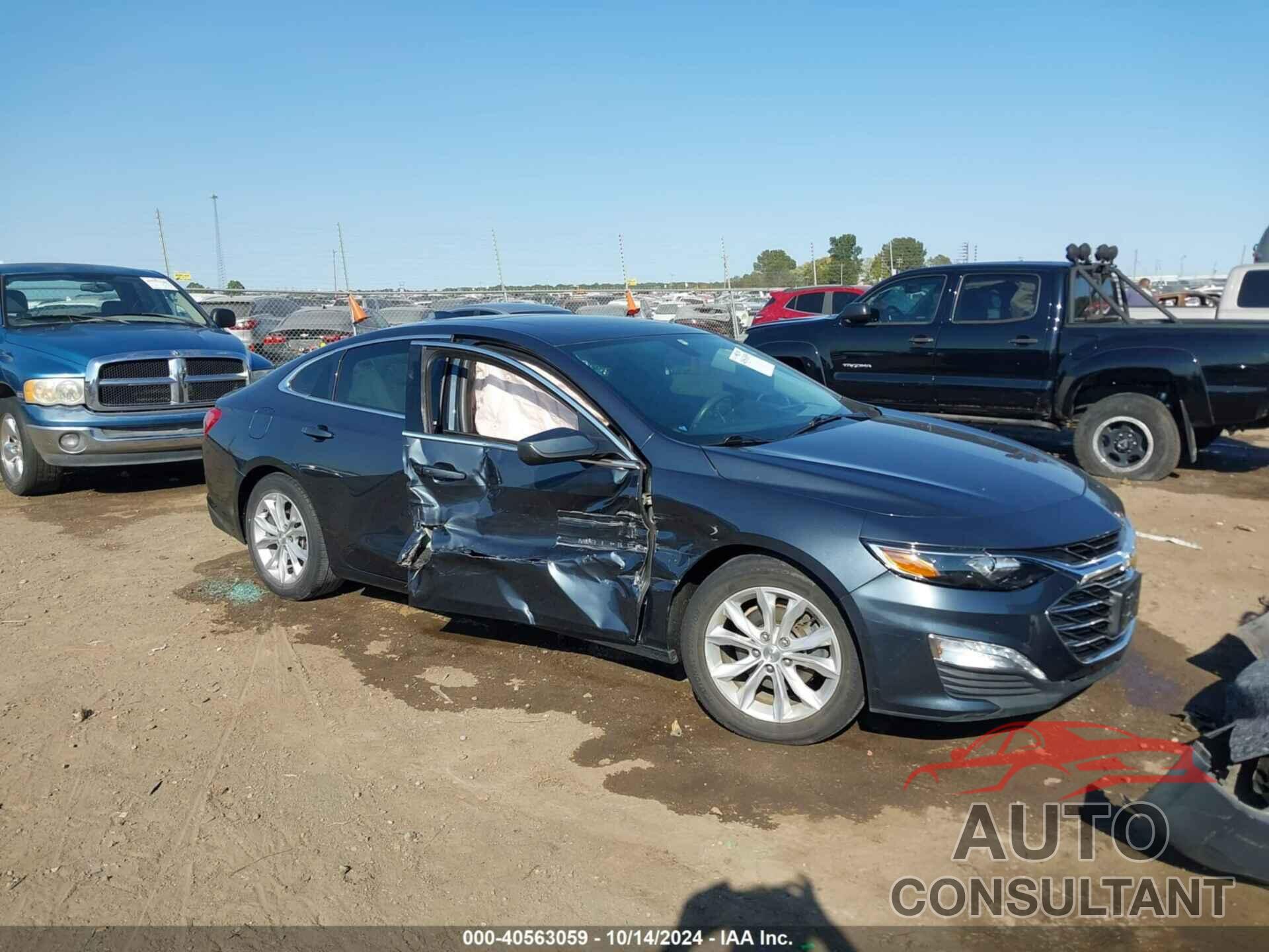 CHEVROLET MALIBU 2019 - 1G1ZD5ST0KF140932