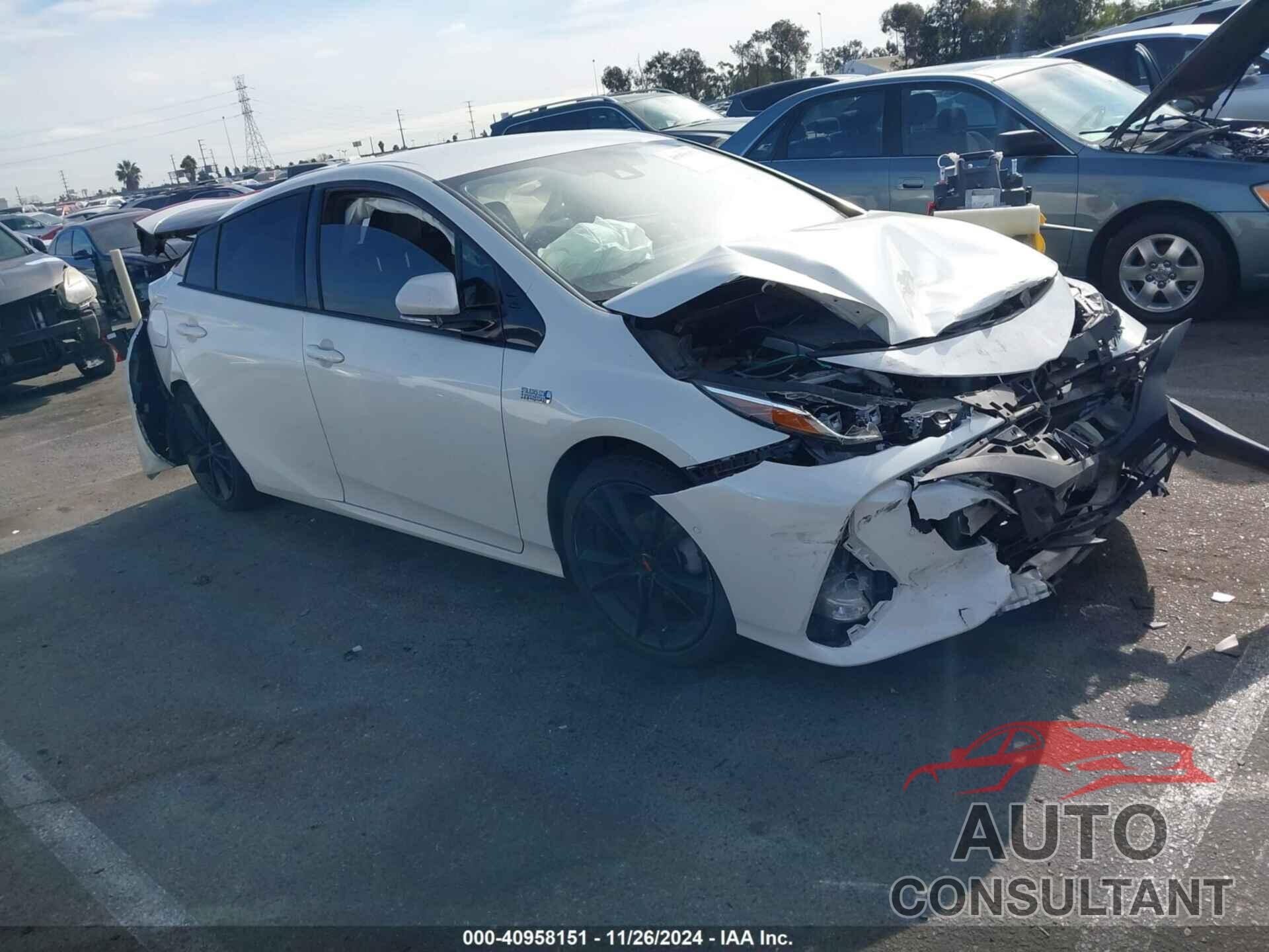 TOYOTA PRIUS PRIME 2017 - JTDKARFP7H3041086