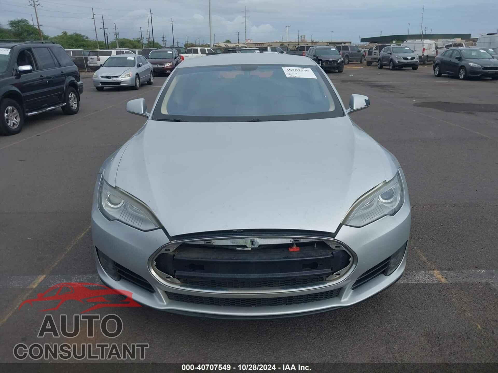 TESLA MODEL S 2013 - 5YJSA1AC3DFP10537