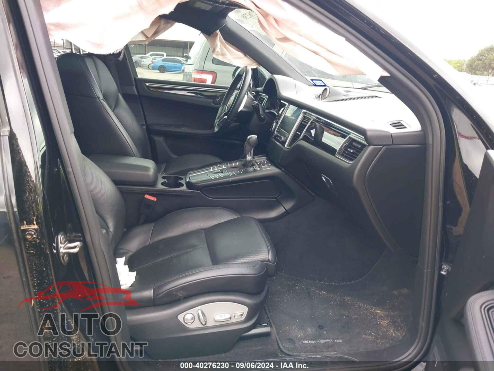 PORSCHE MACAN 2017 - WP1AA2A56HLB07618