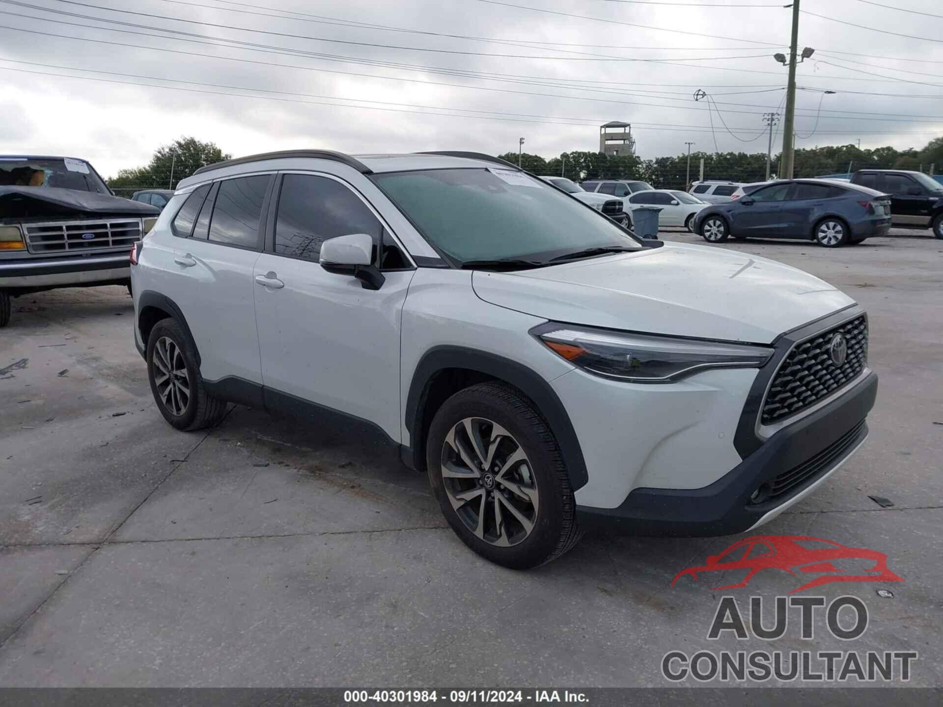 TOYOTA COROLLA CROSS 2022 - 7MUDAAAGXNV013445