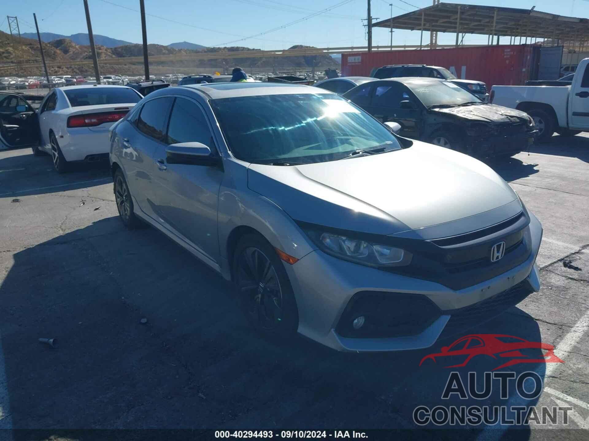HONDA CIVIC 2017 - SHHFK7H57HU411579