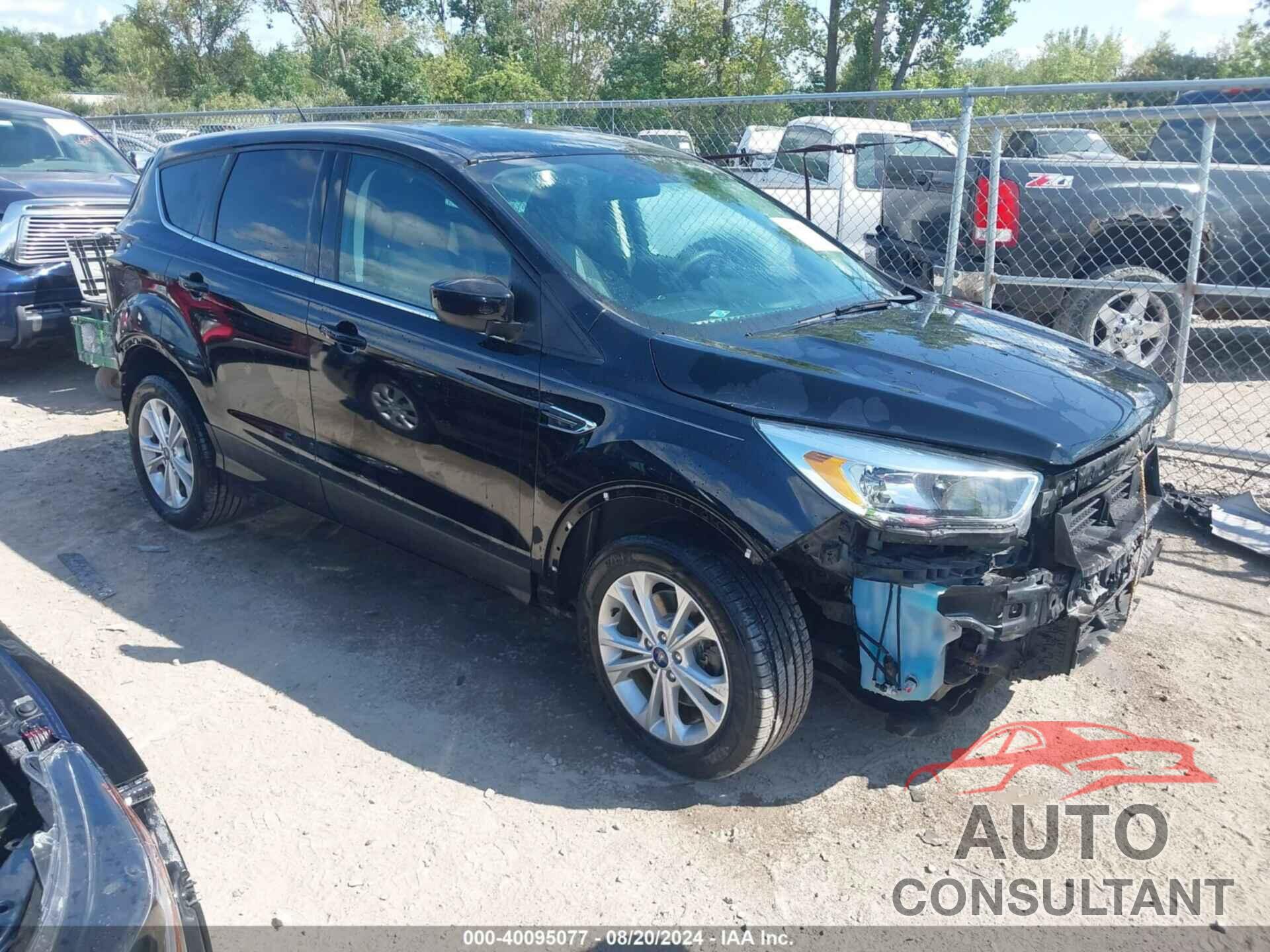 FORD ESCAPE 2017 - 1FMCU9GD0HUE70446