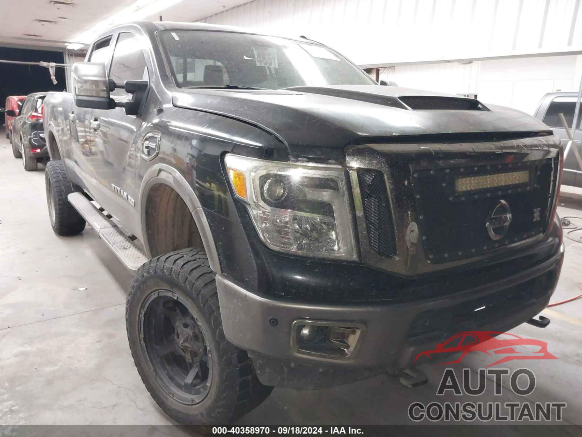 NISSAN TITAN XD 2017 - 1N6BA1F42HN554044