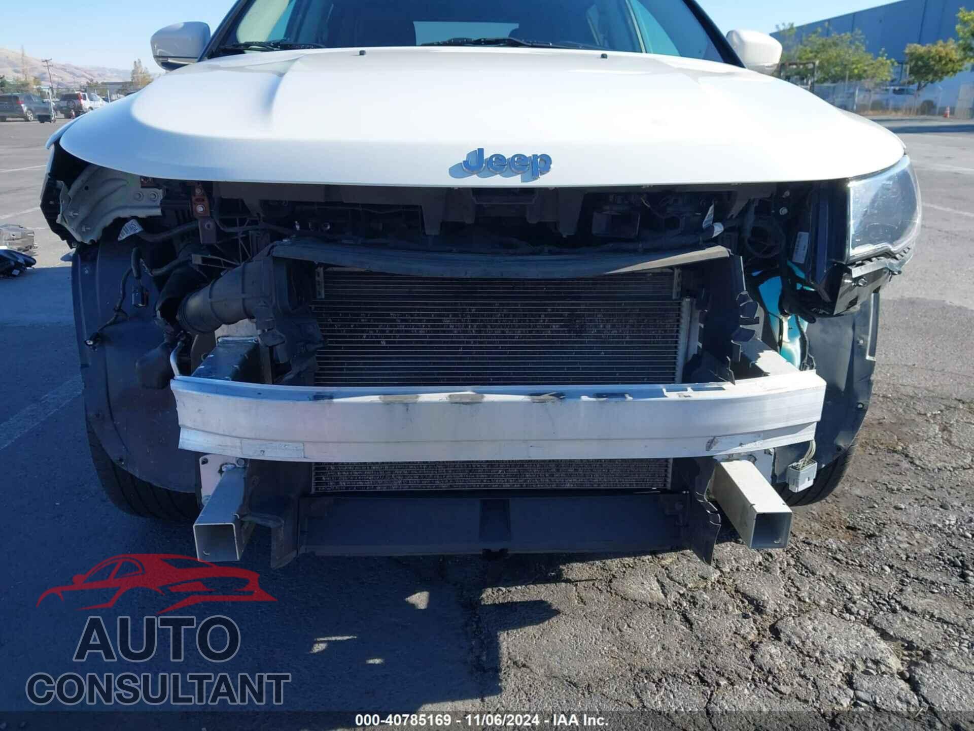 JEEP COMPASS 2019 - 3C4NJCCB3KT725812
