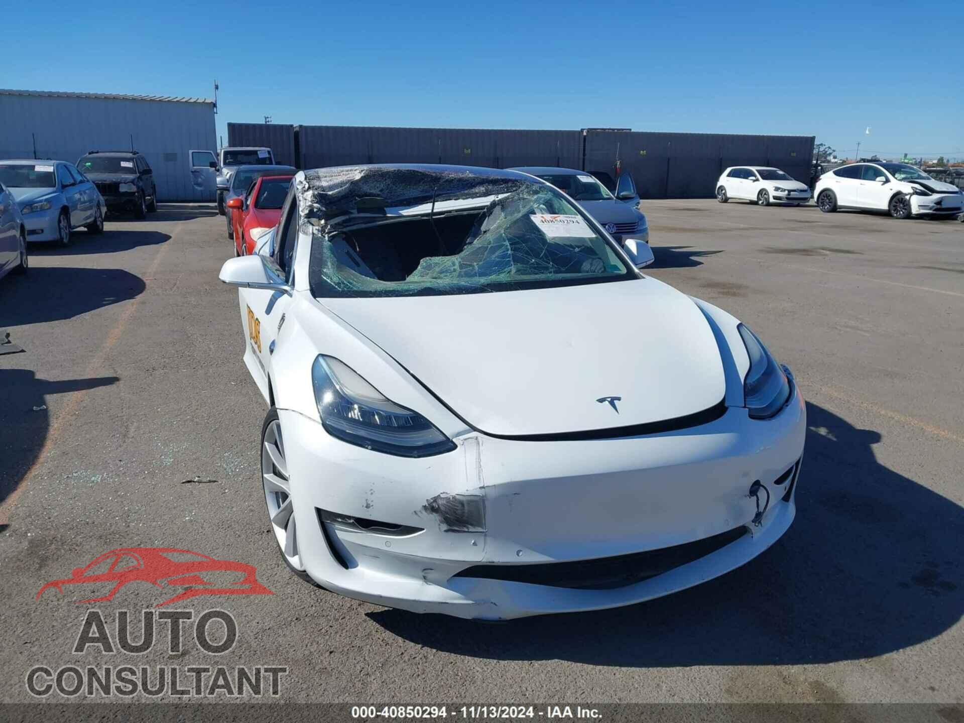 TESLA MODEL 3 2018 - 5YJ3E1EA8JF108200