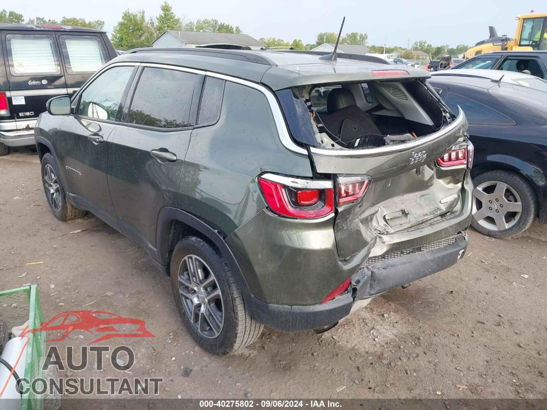 JEEP COMPASS 2018 - 3C4NJCBB5JT308658