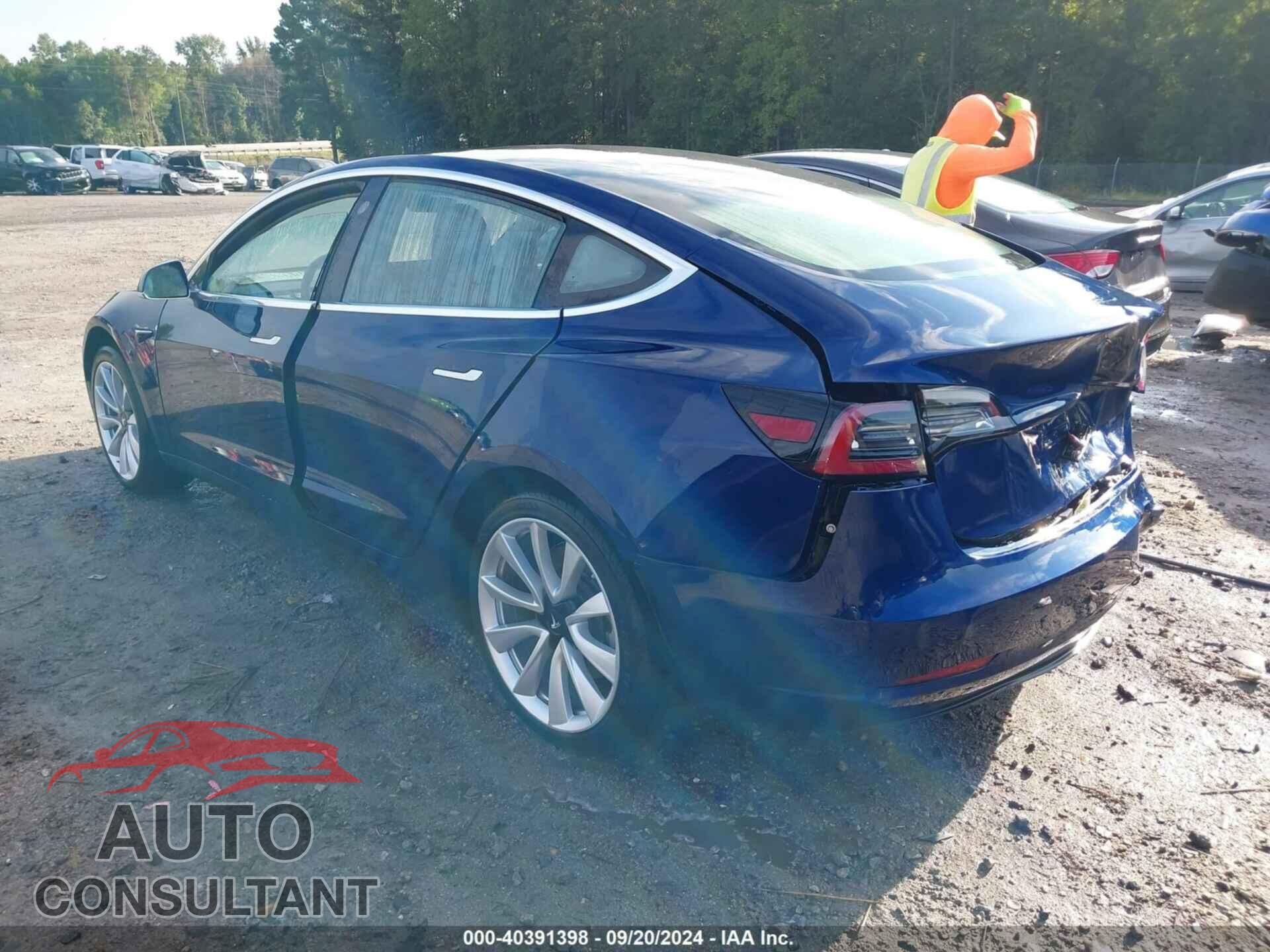 TESLA MODEL 3 2018 - 5YJ3E1EB5JF117414