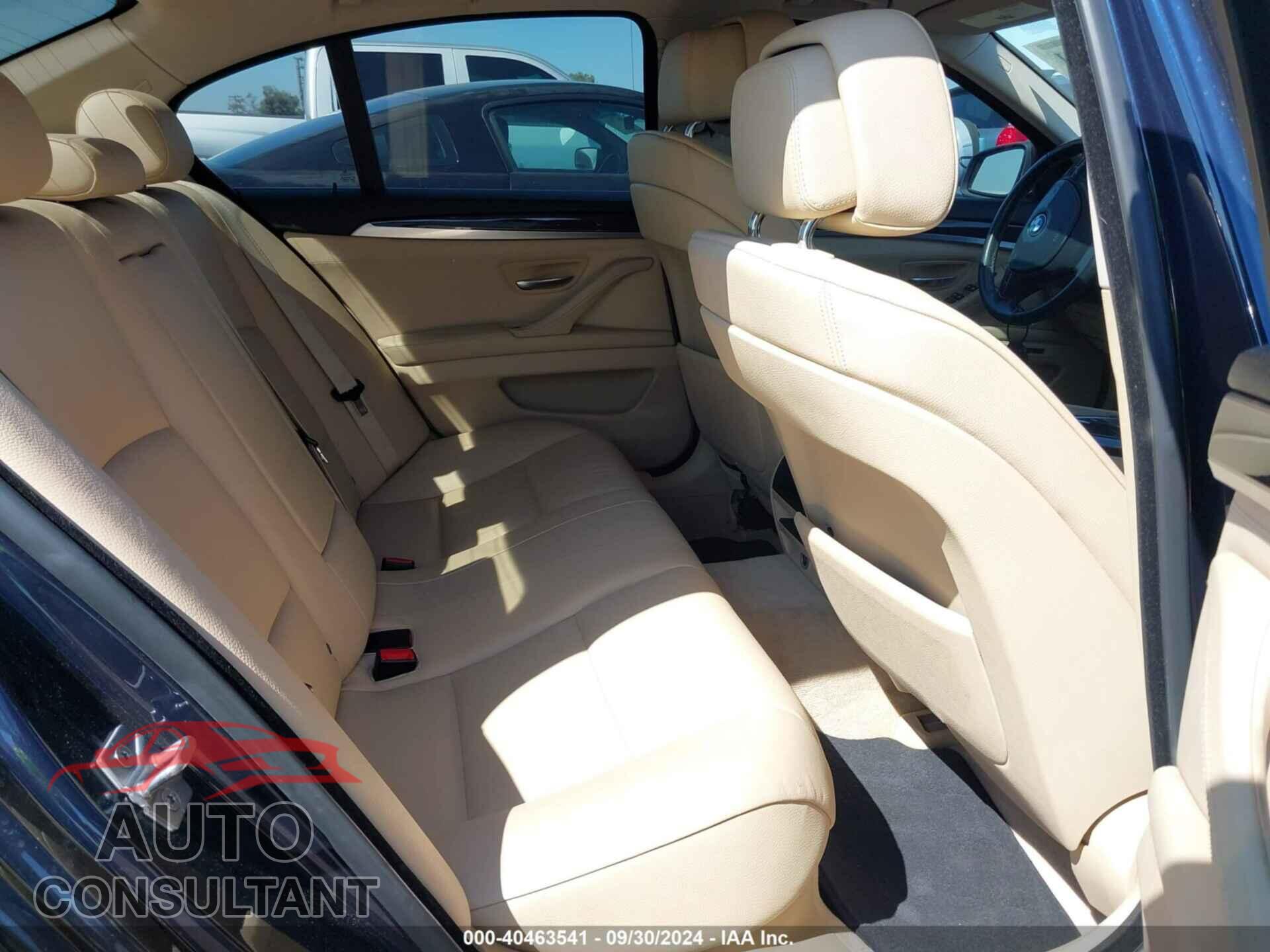 BMW 528I 2012 - WBAXG5C52CDX01566