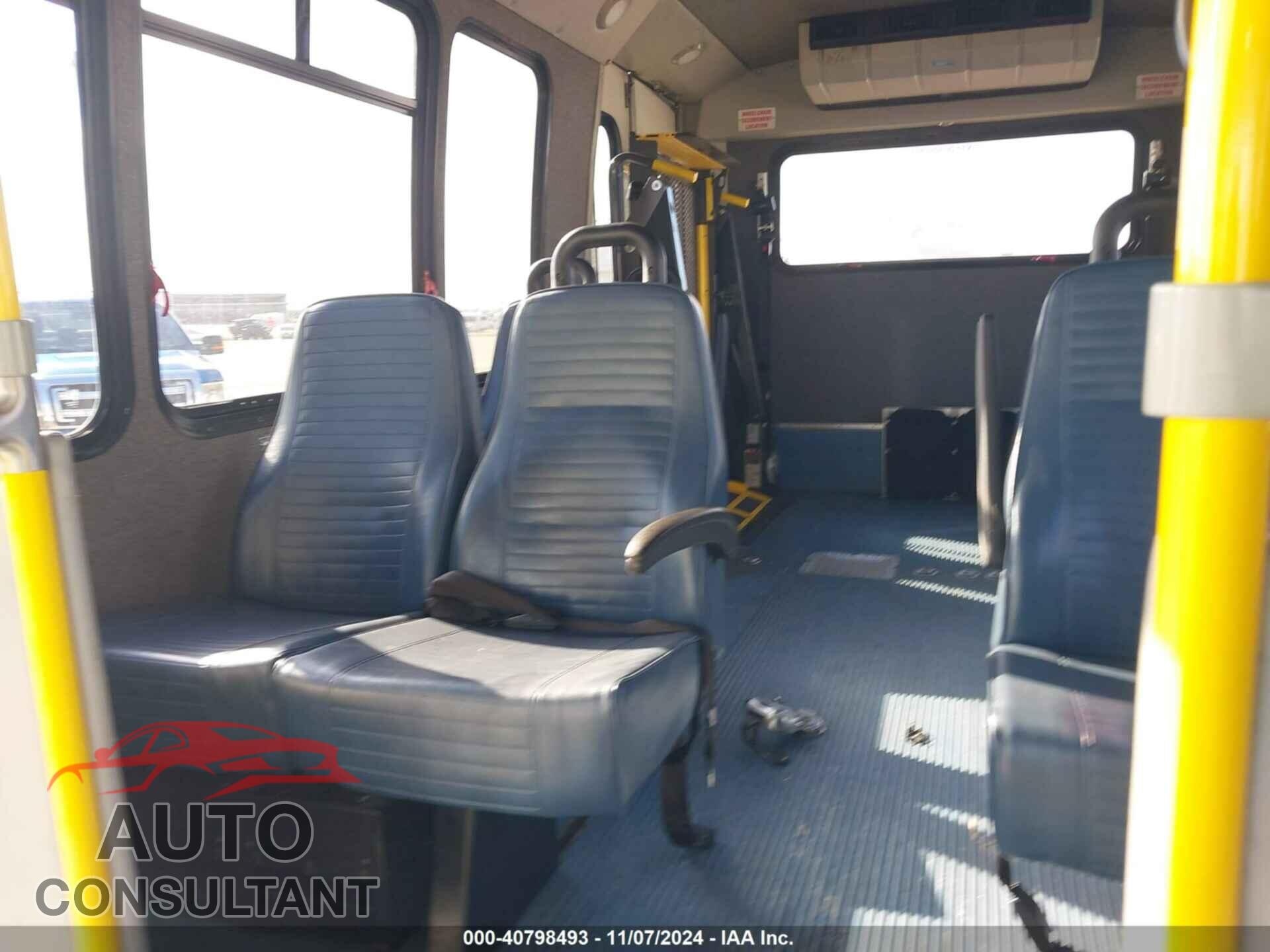 FORD E-450 CUTAWAY 2017 - 1FDFE4FS8HDC35368