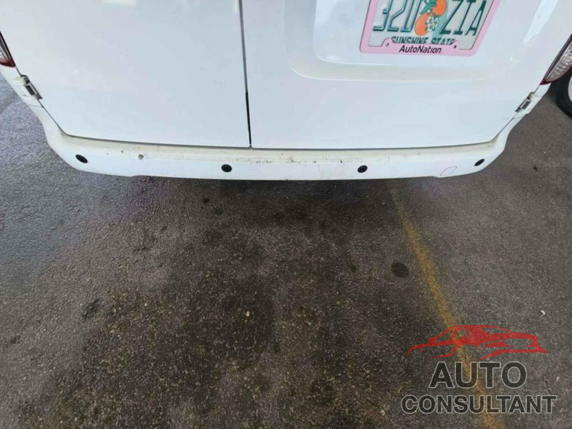 NISSAN NV200 2020 - 3N6CM0KN5LK702187