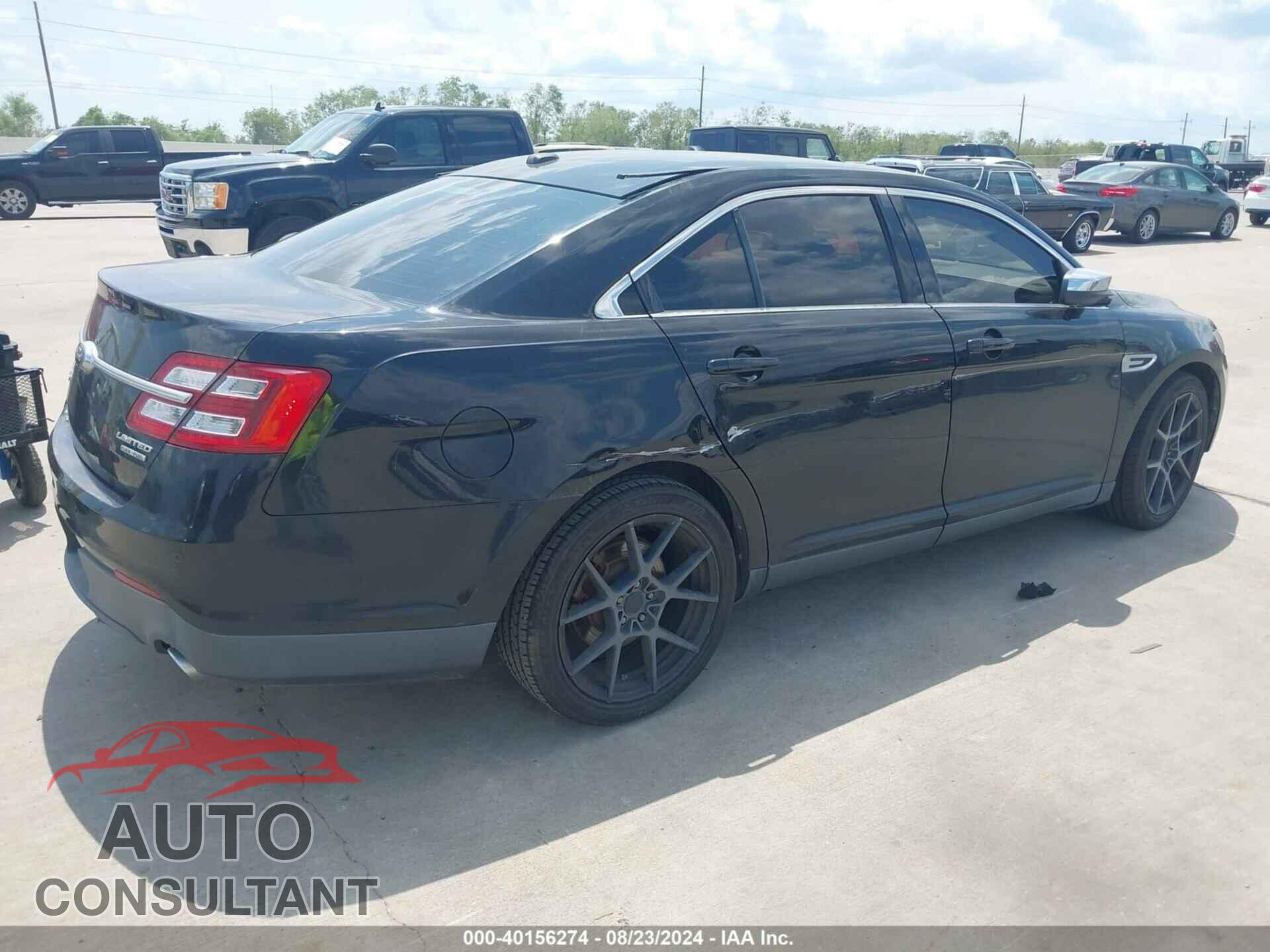 FORD TAURUS 2017 - 1FAHP2F89HG108441