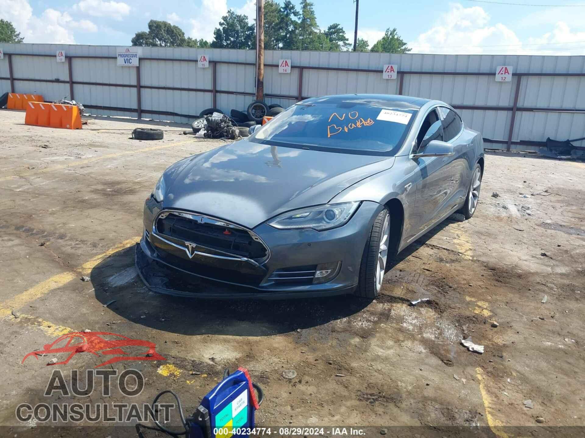 TESLA MODEL S 2013 - 5YJSA1DP6DFP26049