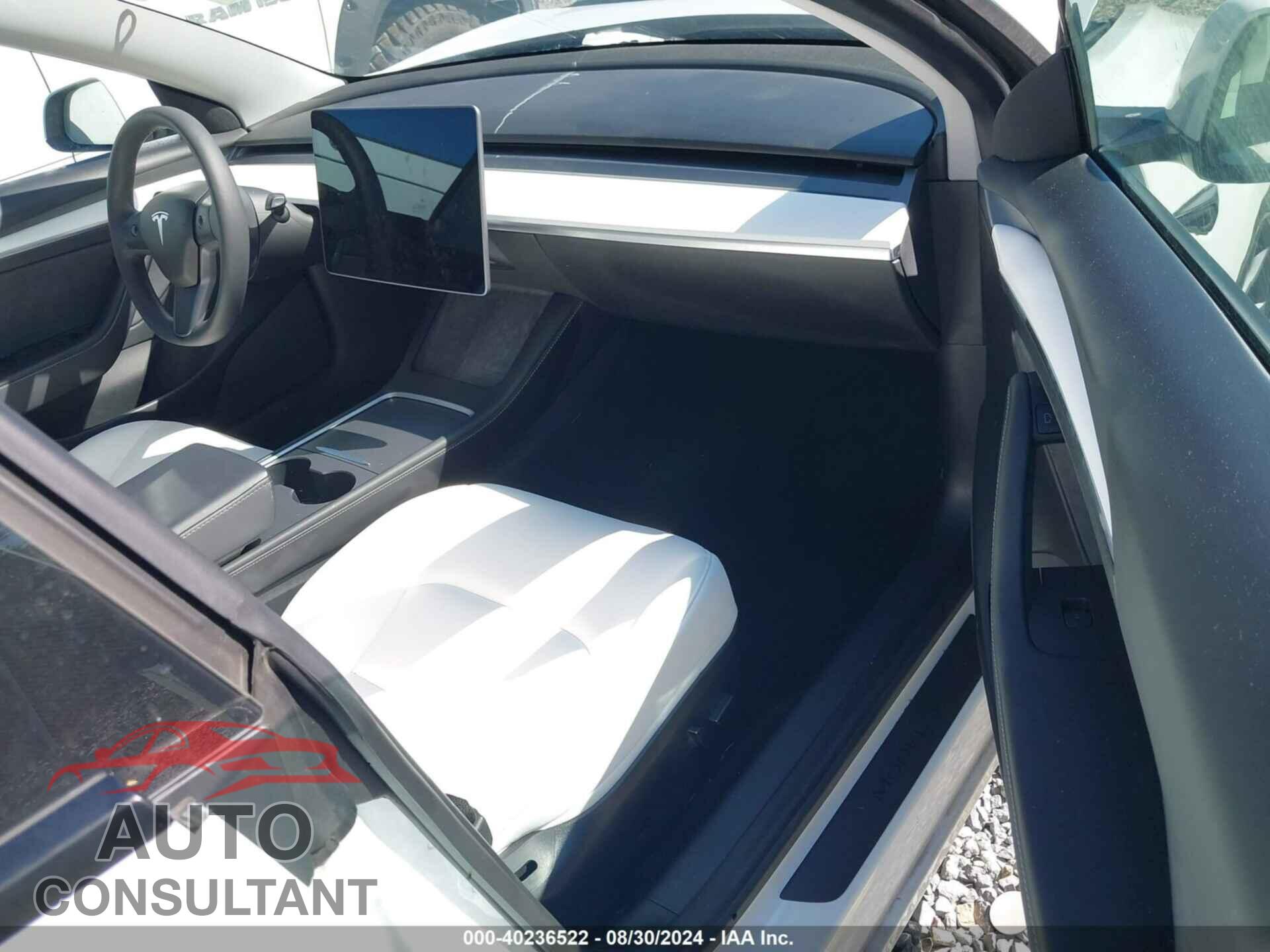TESLA MODEL 3 2021 - 5YJ3E1EA3MF084506