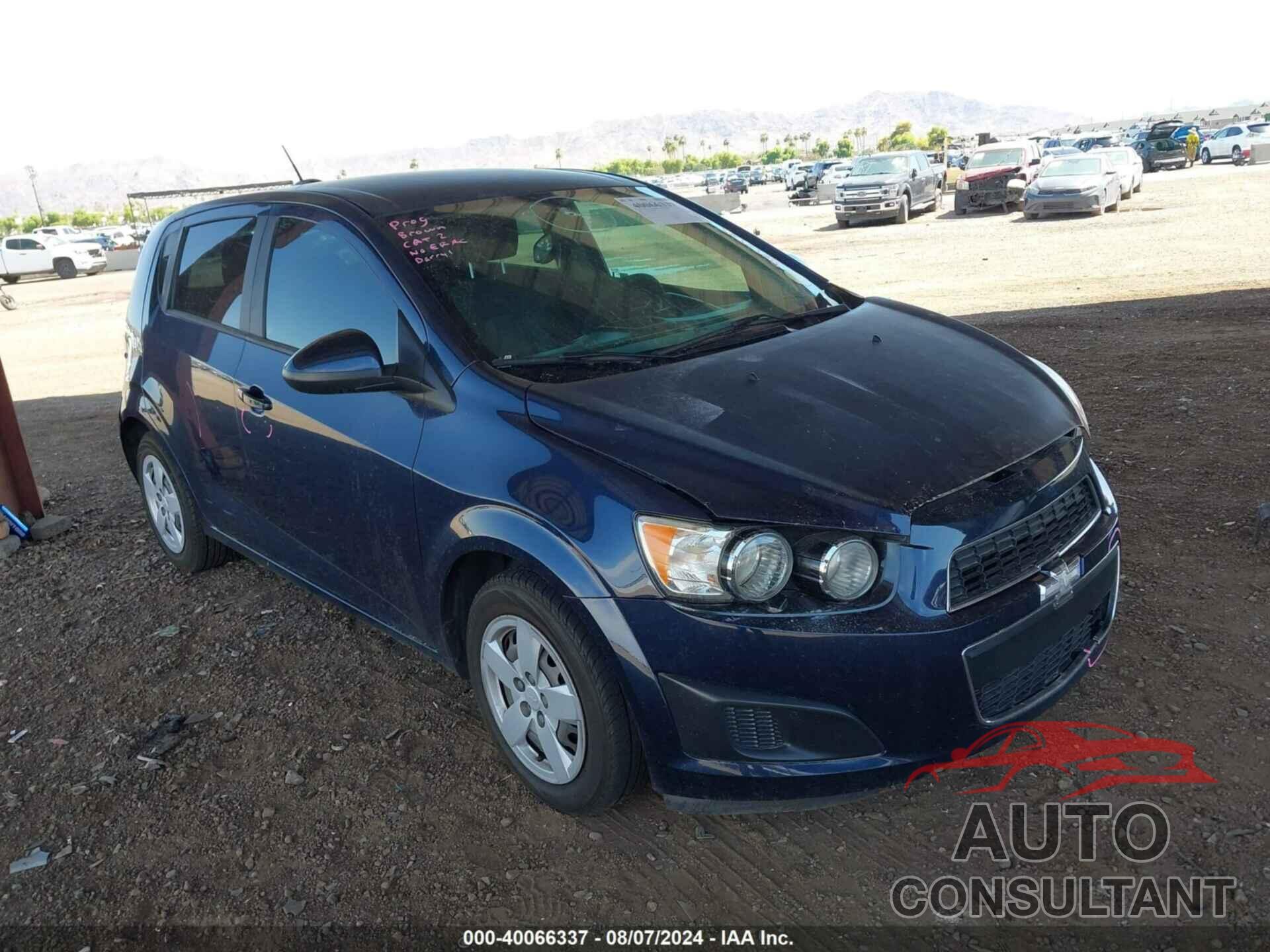 CHEVROLET SONIC 2016 - 1G1JA6SH7G4182346