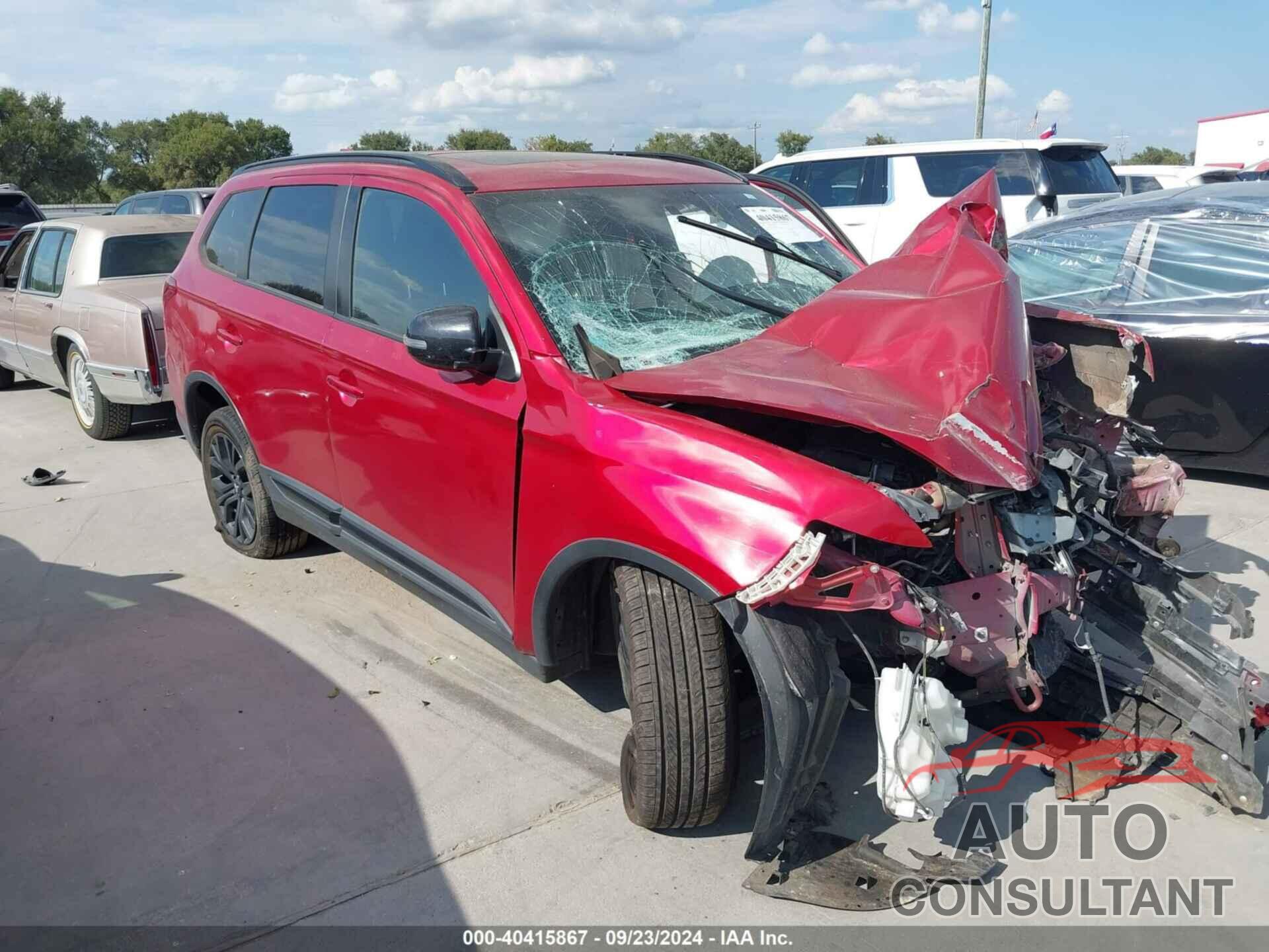 MITSUBISHI OUTLANDER 2018 - JA4AD3A32JZ050439