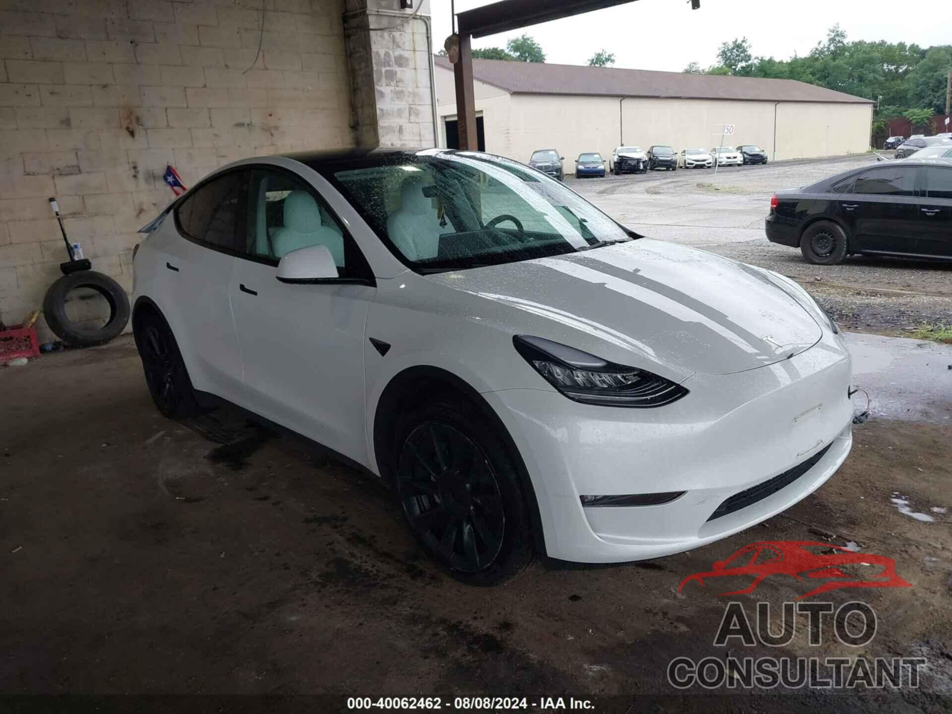 TESLA MODEL Y 2023 - 7SAYGDEE2PF607574