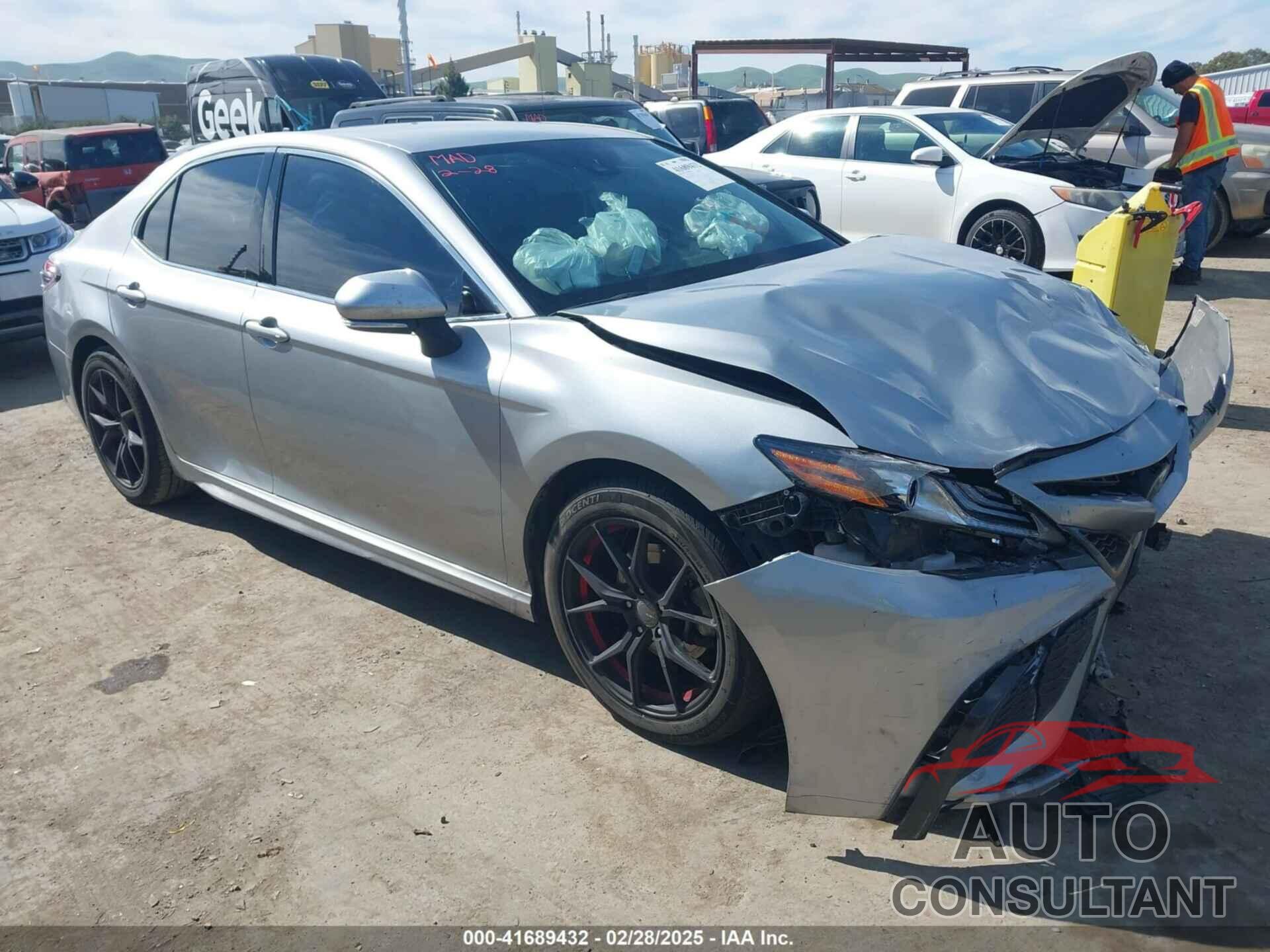 TOYOTA CAMRY 2022 - 4T1K61AK7NU018472