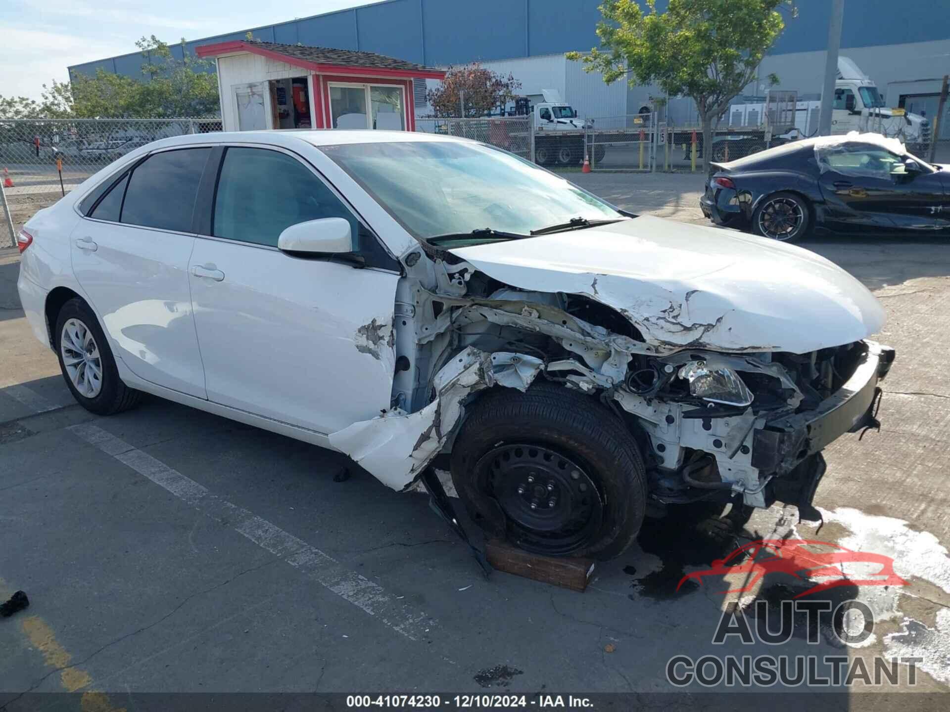 TOYOTA CAMRY 2017 - 4T1BF1FK6HU303791