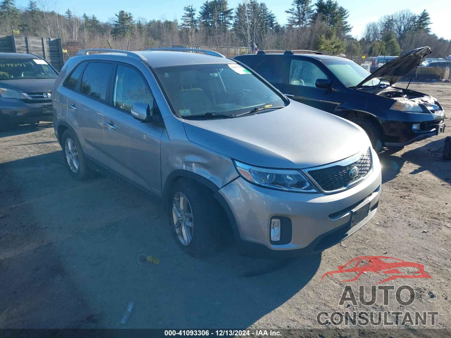 KIA SORENTO 2015 - 5XYKTCA61FG639091