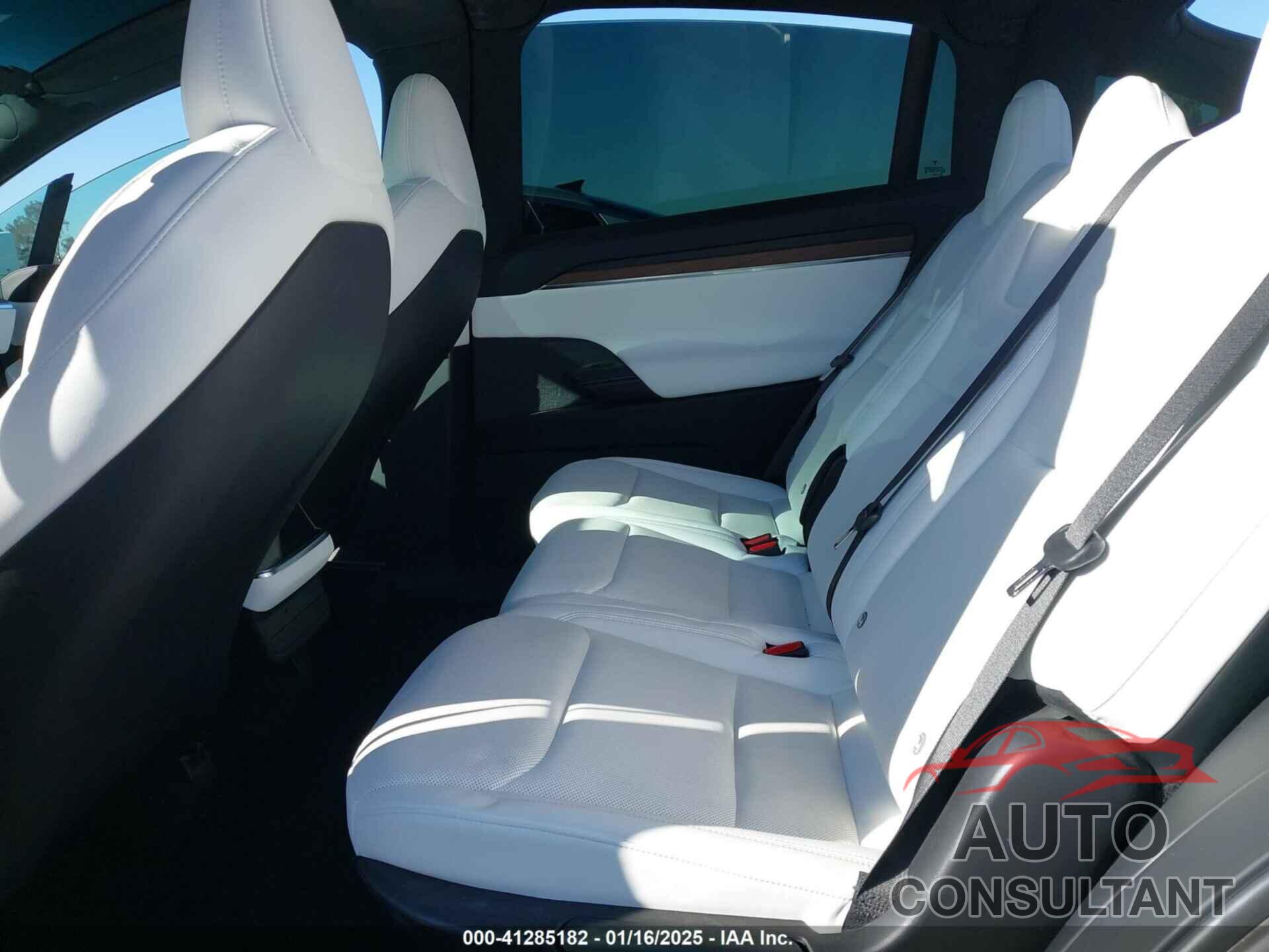 TESLA MODEL X 2023 - 7SAXCDE58PF411114