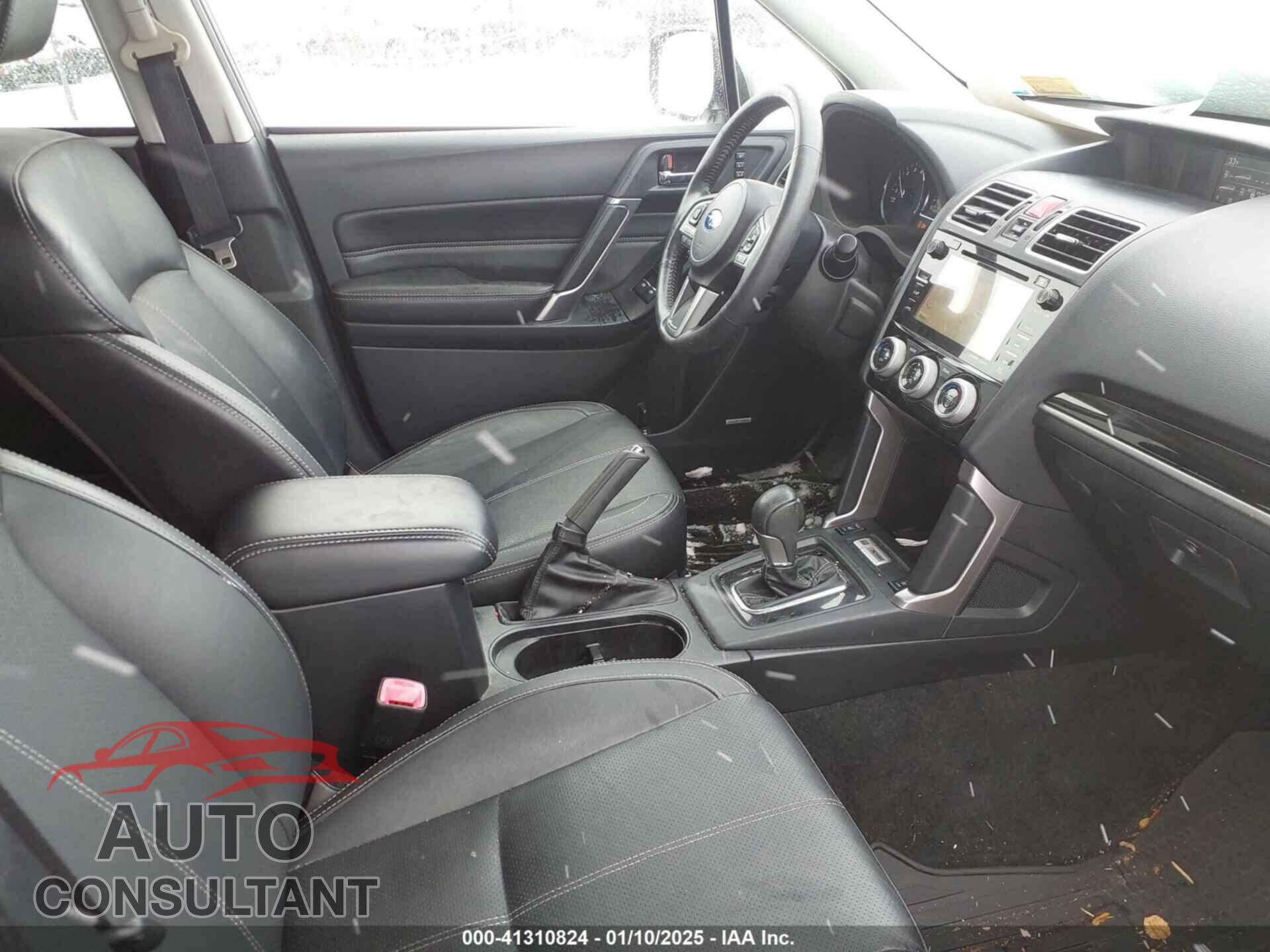 SUBARU FORESTER 2017 - JF2SJAWC8HH507157