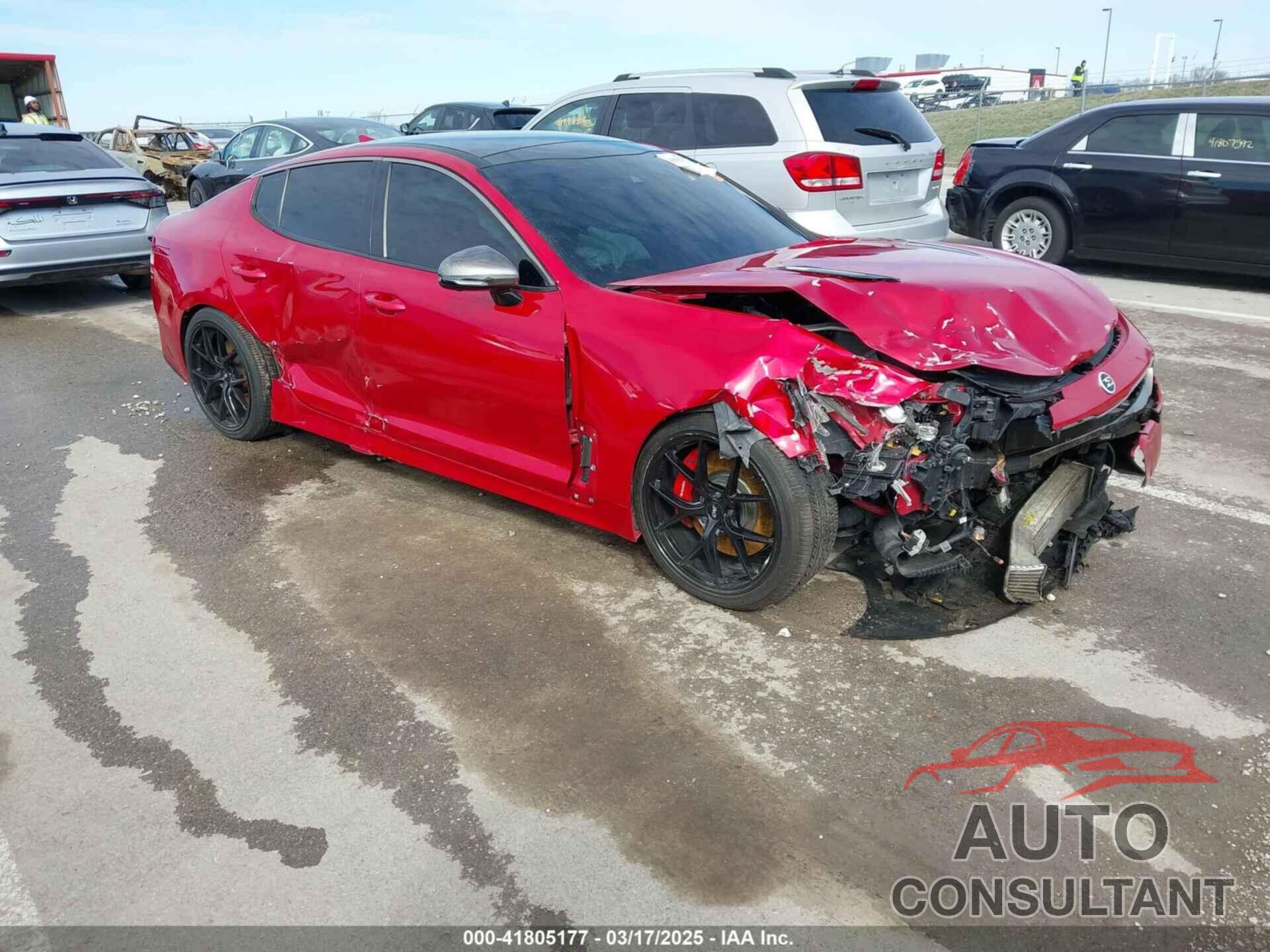 KIA STINGER 2018 - KNAE55LC8J6037979