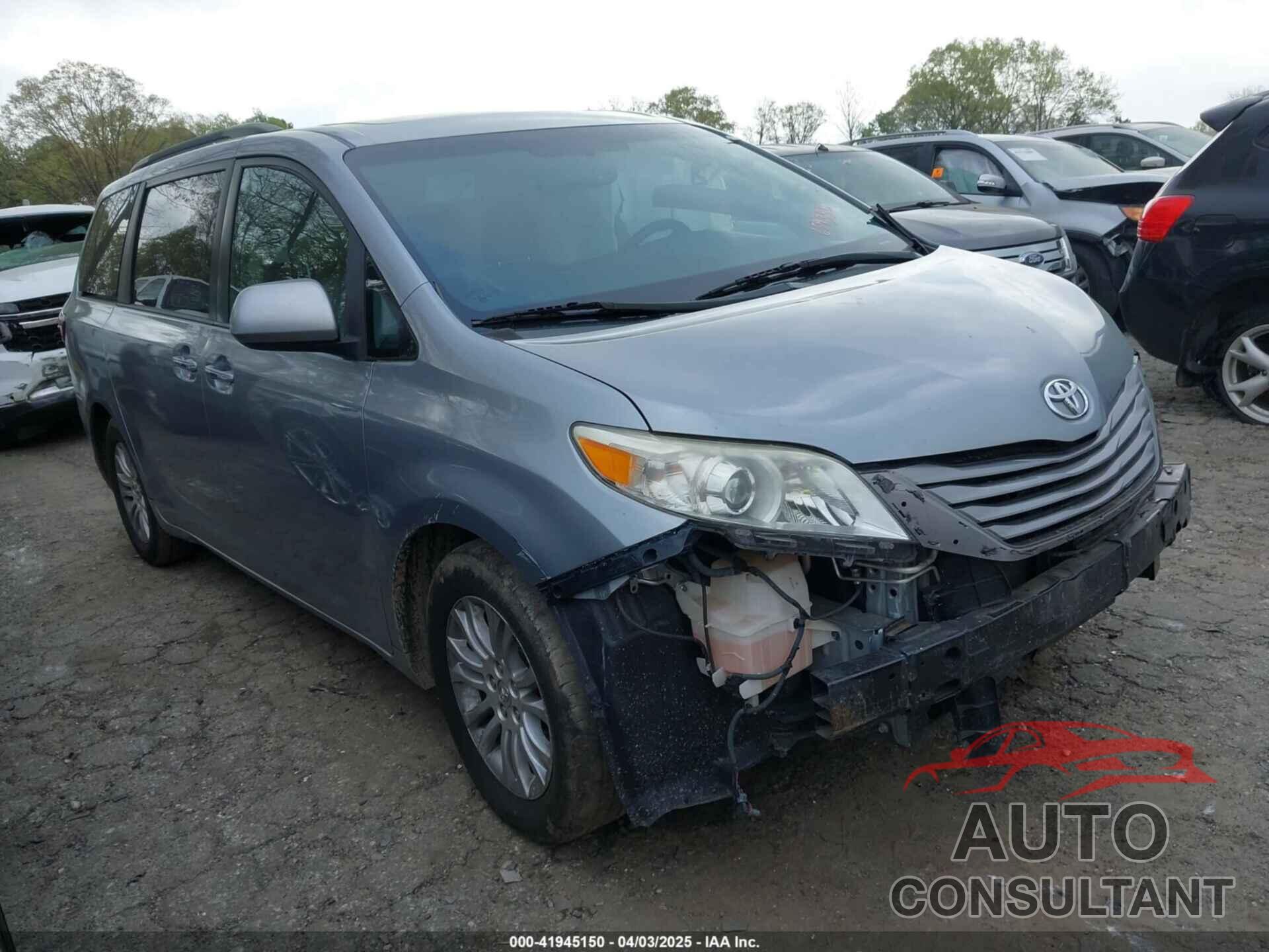 TOYOTA SIENNA 2015 - 5TDYK3DC9FS659350