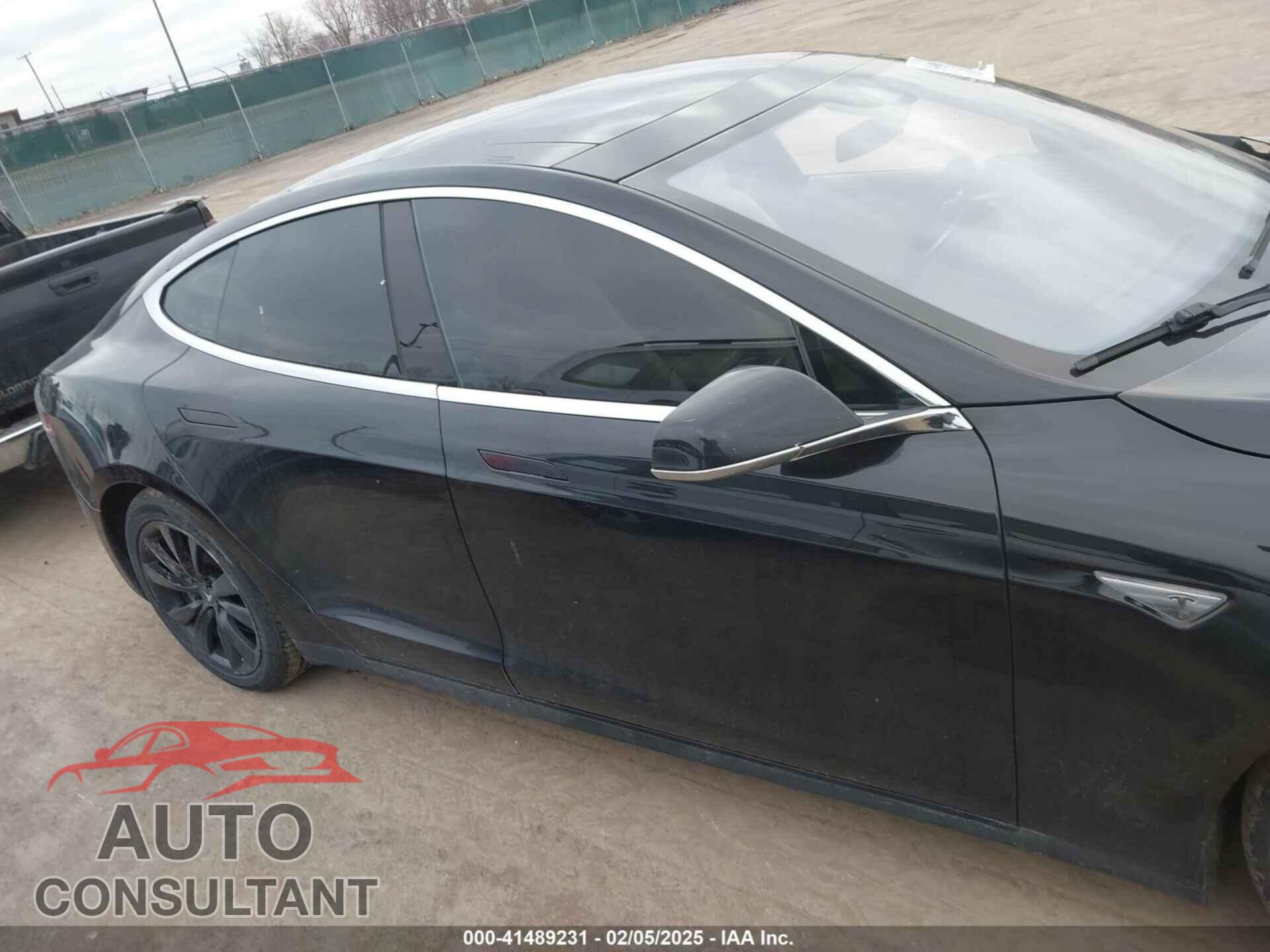 TESLA MODEL S 2015 - 5YJSA1E23FF118463