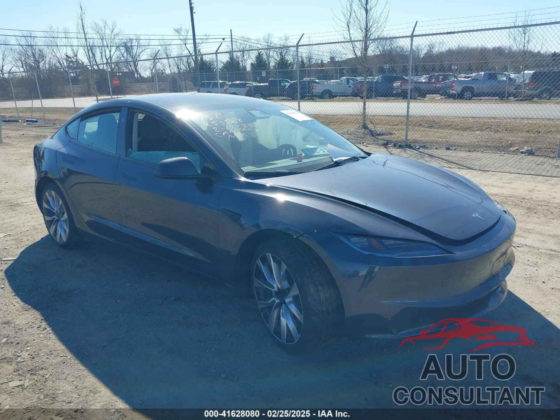 TESLA MODEL 3 2024 - 5YJ3E1EA0RF721956