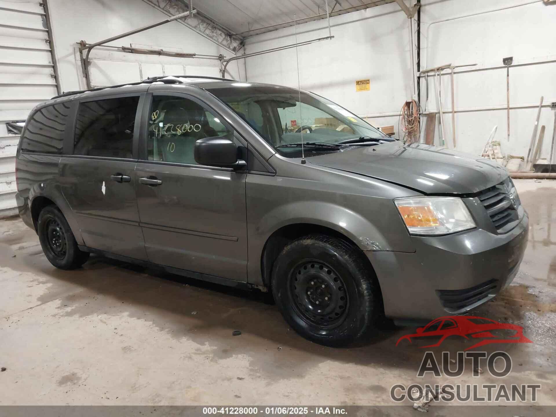 DODGE GRAND CARAVAN 2010 - 2D4RN4DE8AR261005