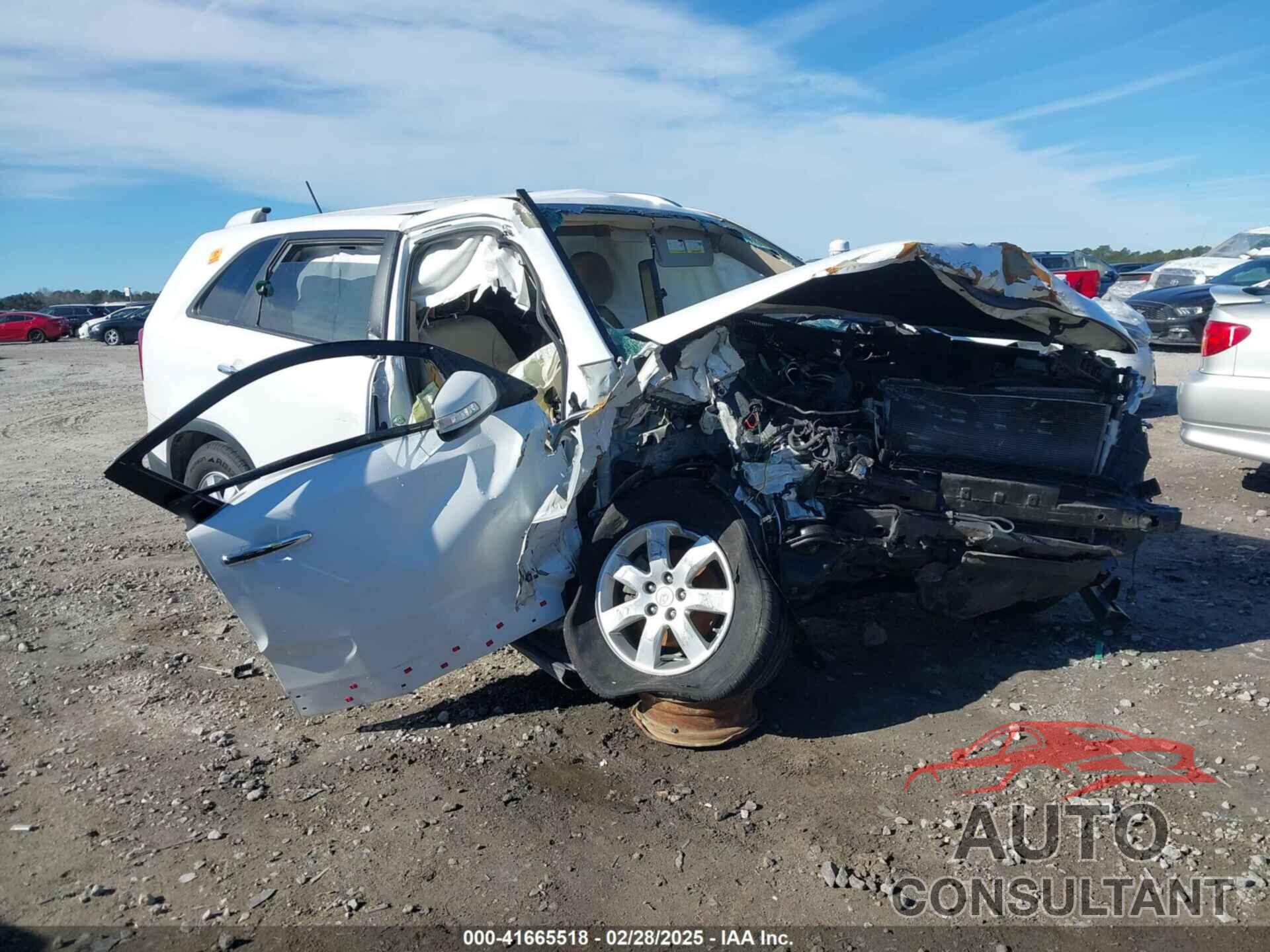 KIA SORENTO 2011 - 5XYKT4A10BG005064