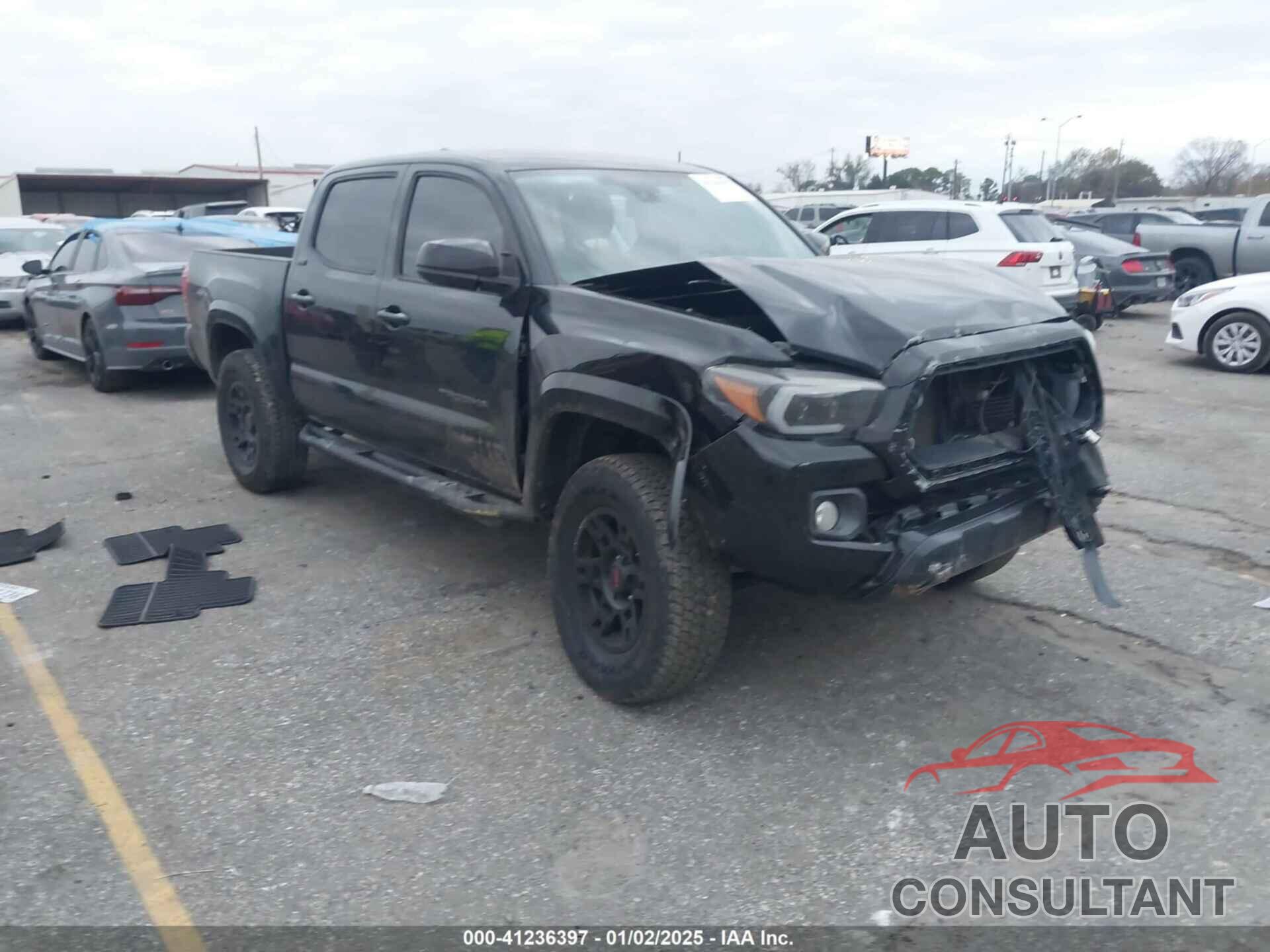 TOYOTA TACOMA 2018 - 5TFAZ5CN4JX070639