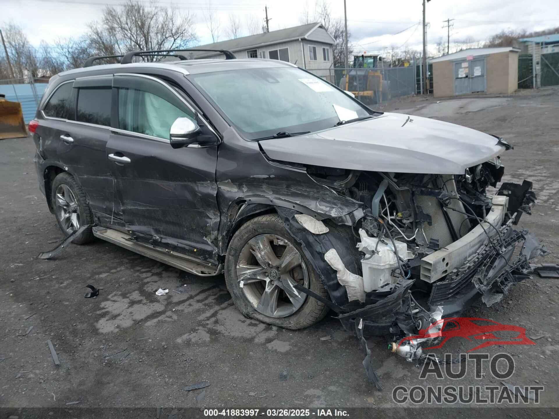 TOYOTA HIGHLANDER 2019 - 5TDDZRFH2KS992036