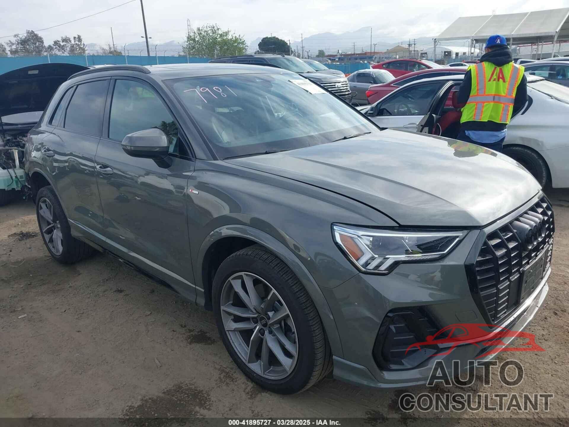 AUDI Q3 2023 - WA1DECF38P1137384