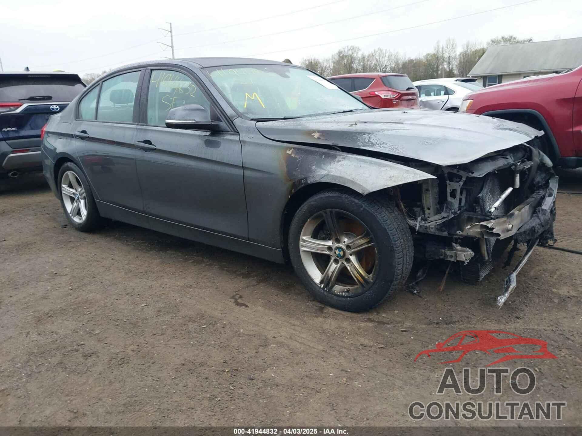 BMW 328I 2015 - WBA3B3G52FNT17636
