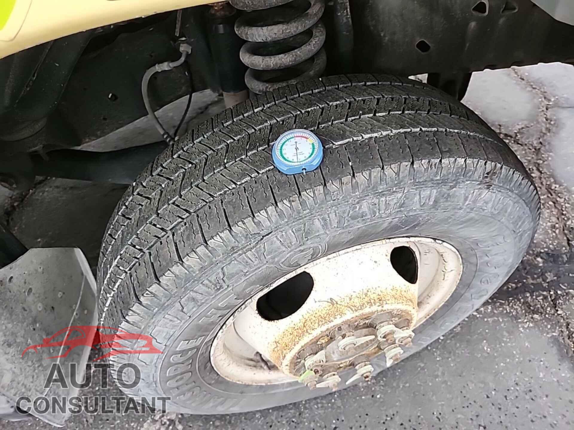 FORD E-450 CUTAWAY 2018 - 1FDXE4FS8JDC24929