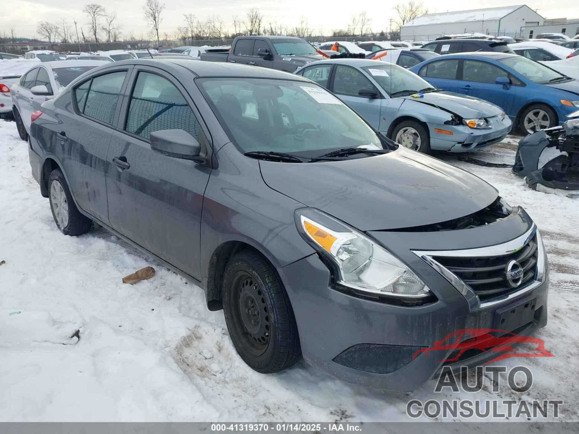 NISSAN VERSA 2019 - 3N1CN7AP3KL812906