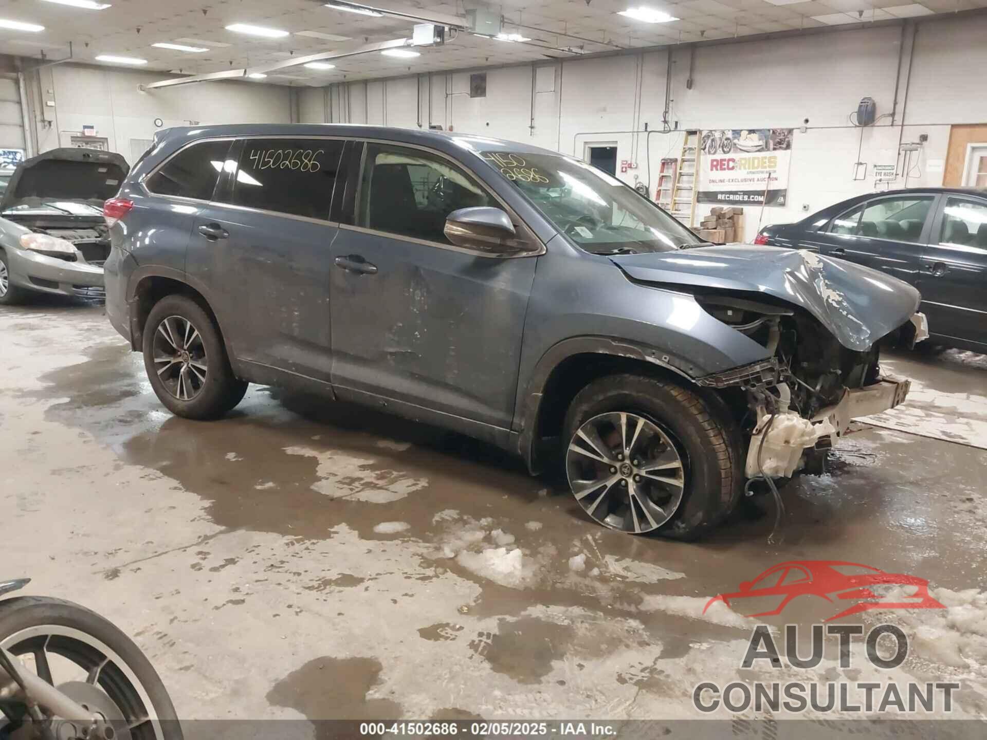 TOYOTA HIGHLANDER 2017 - 5TDBZRFH9HS360702