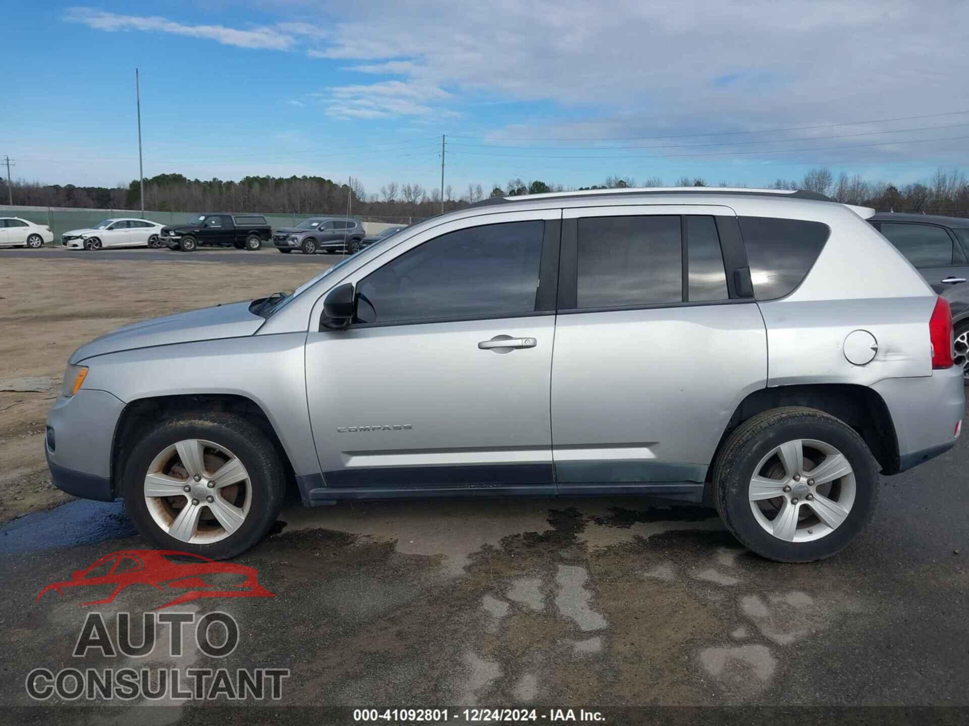 JEEP COMPASS 2011 - 1J4NT1FA4BD253573