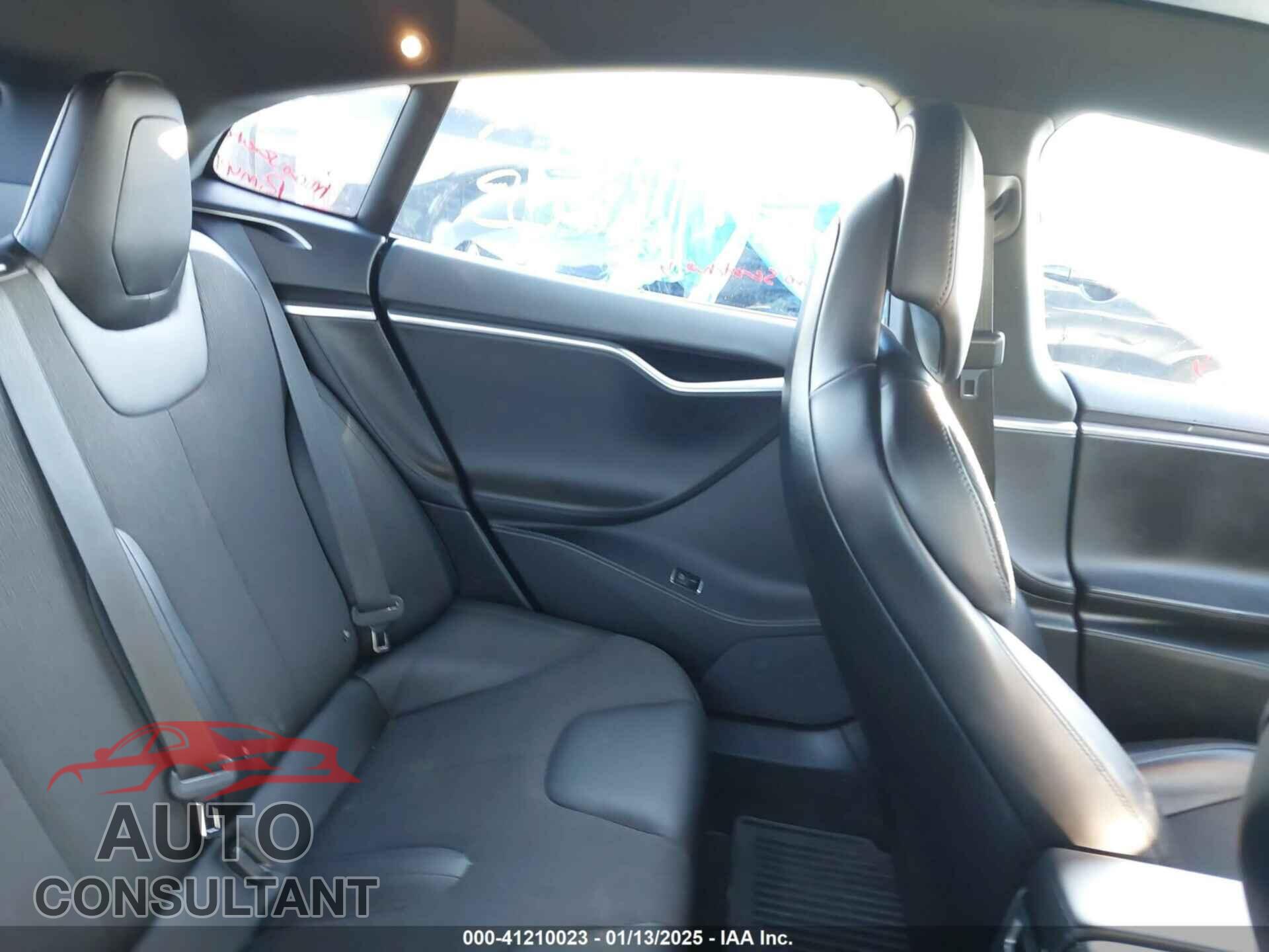 TESLA MODEL S 2017 - 5YJSA1E25HF204179