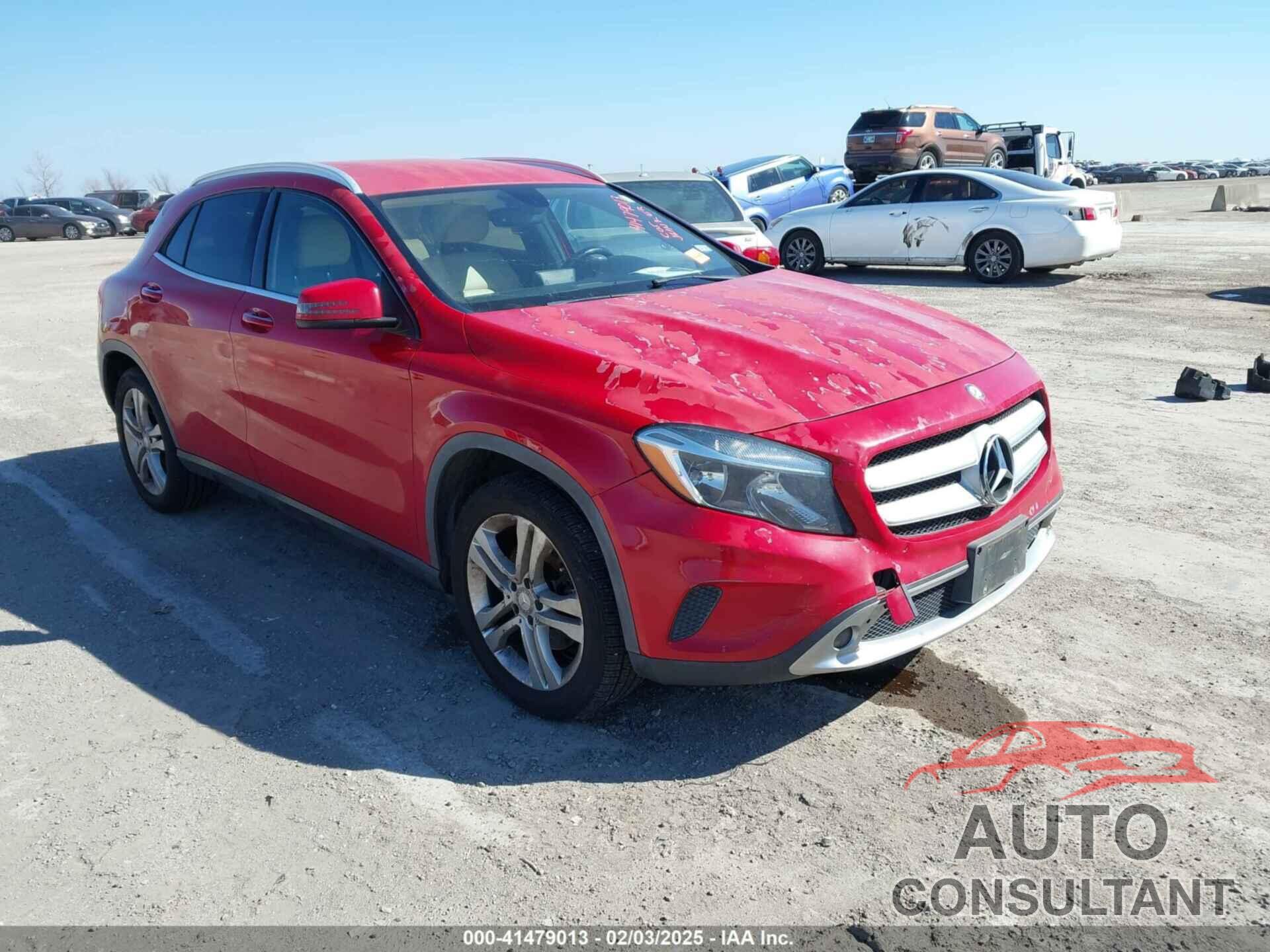 MERCEDES-BENZ GLA 250 2015 - WDCTG4GBXFJ088088