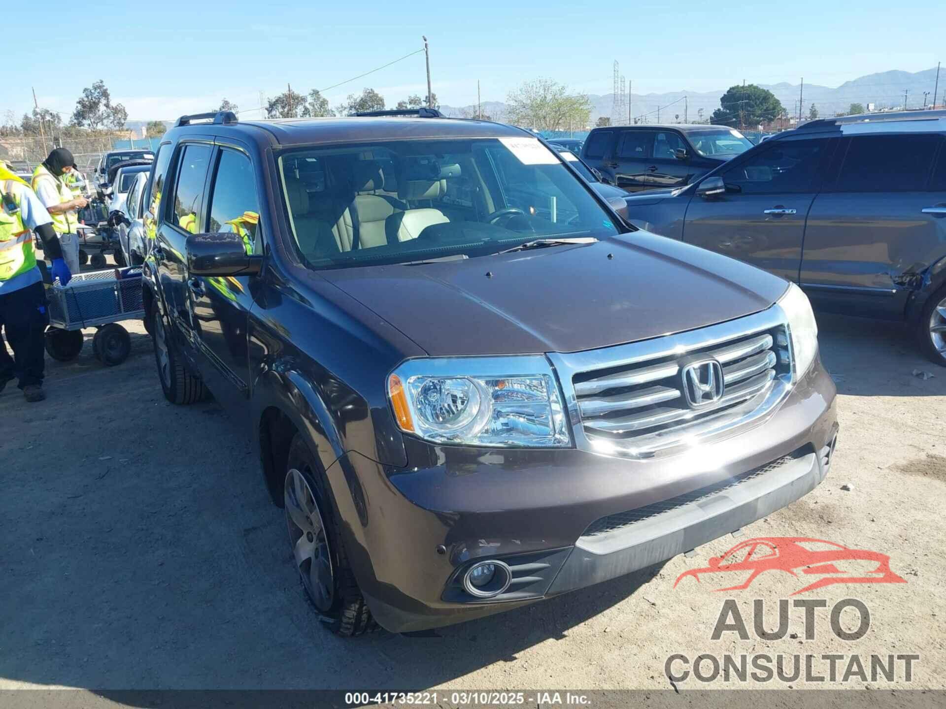 HONDA PILOT 2015 - 5FNYF3H94FB002236