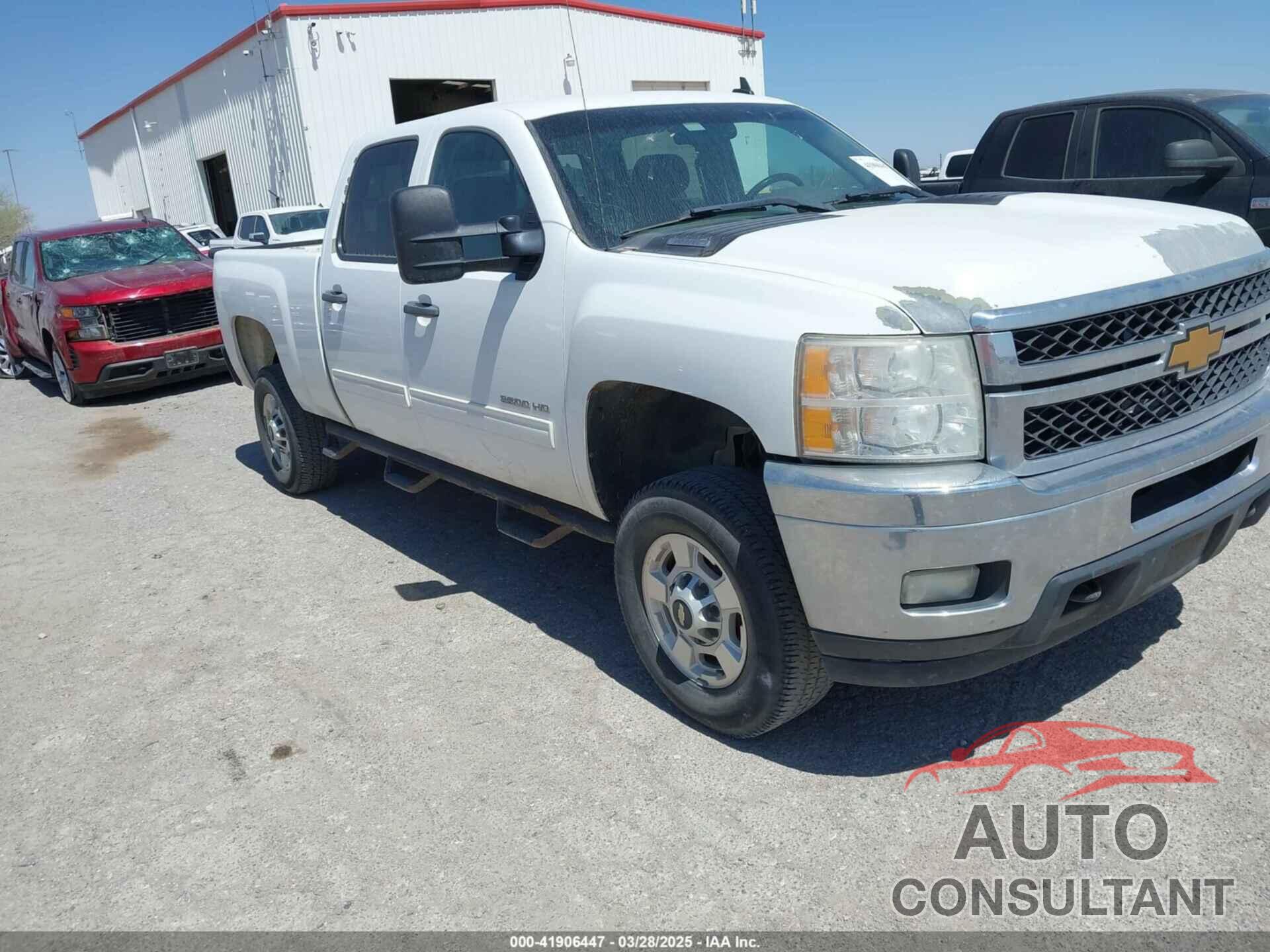 CHEVROLET SILVERADO 2500HD 2014 - 1GC1CXCG5EF186765