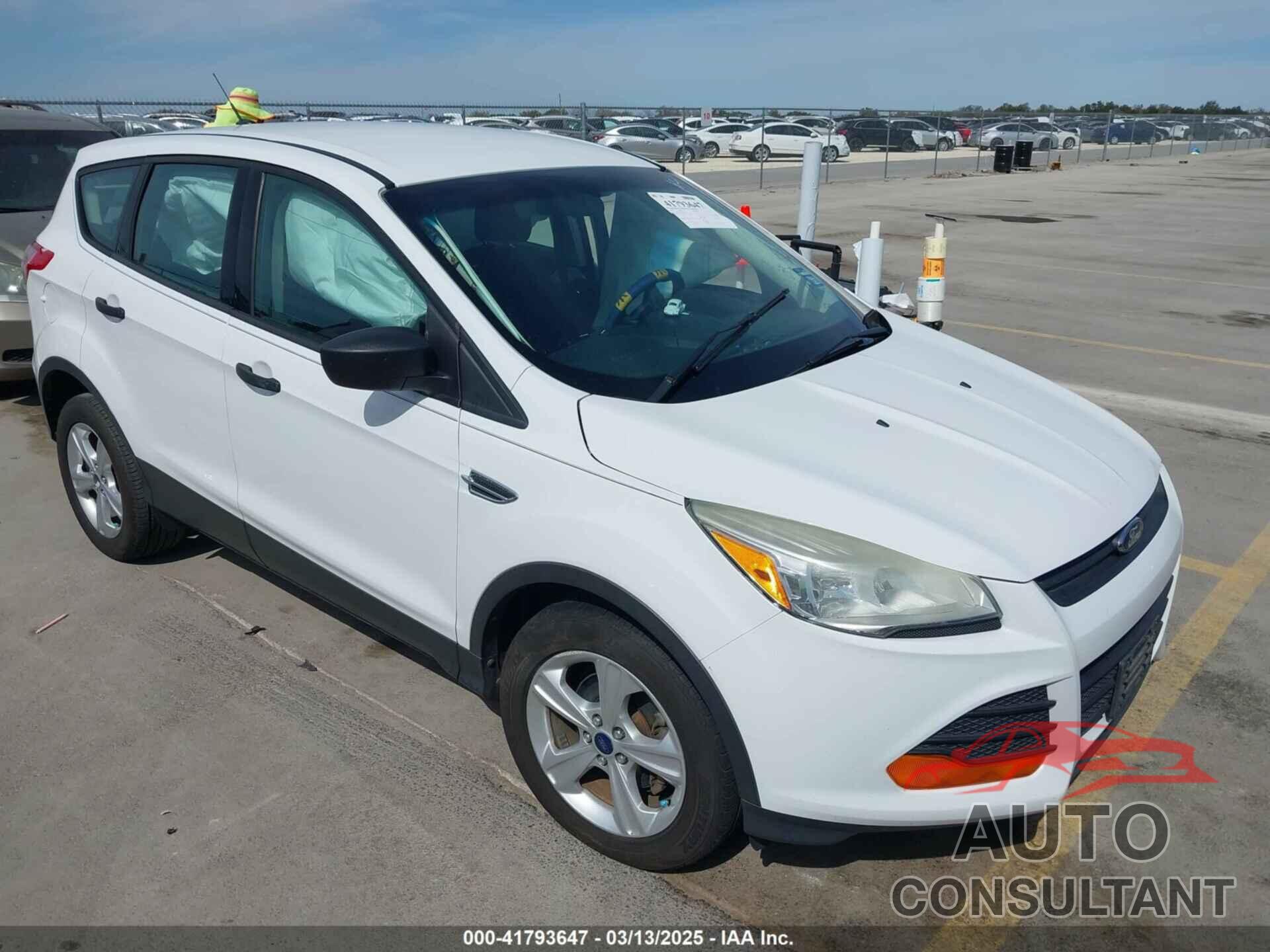 FORD ESCAPE 2014 - 1FMCU0F7XEUC04371