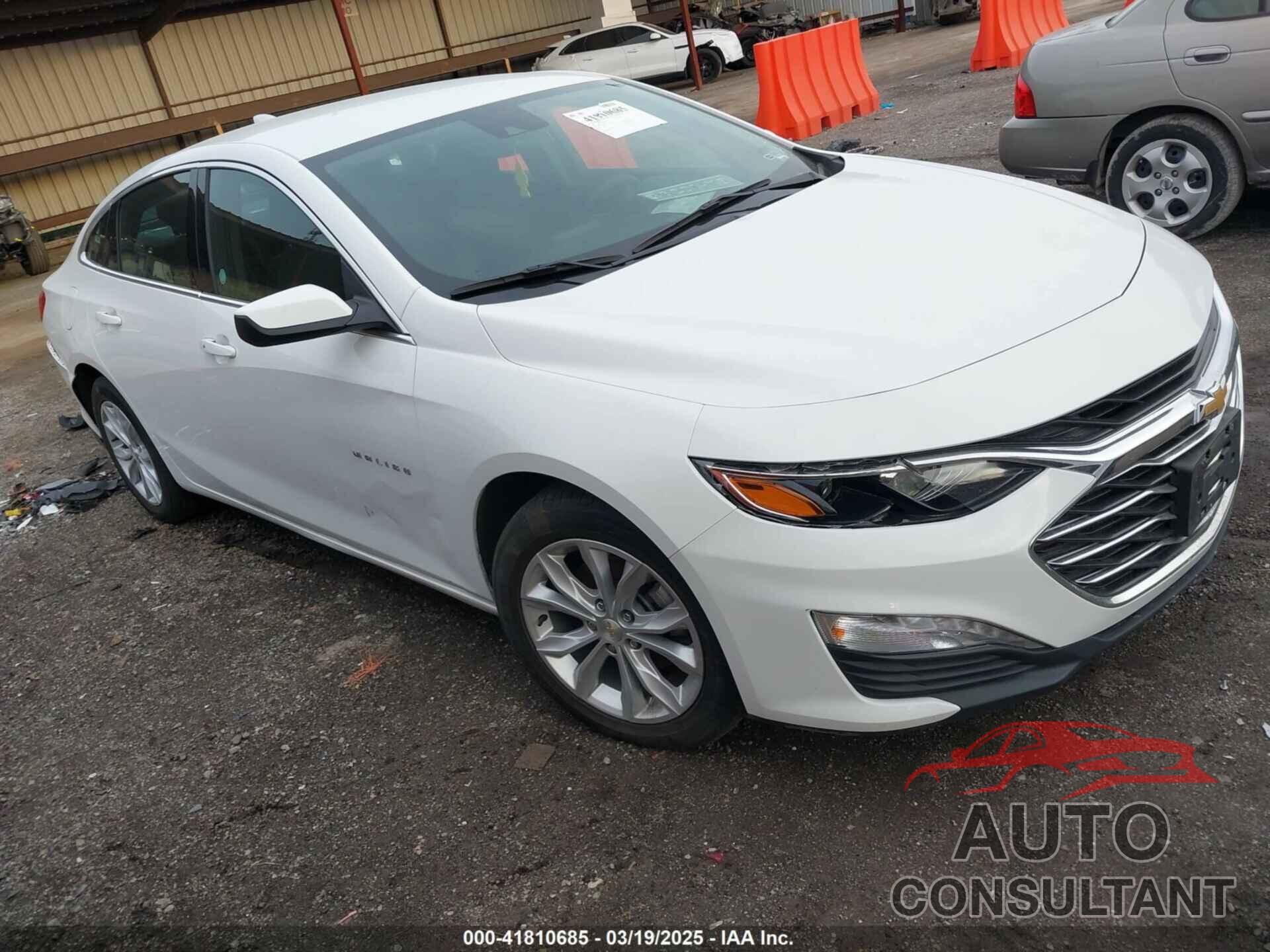 CHEVROLET MALIBU 2023 - 1G1ZD5ST5PF171312