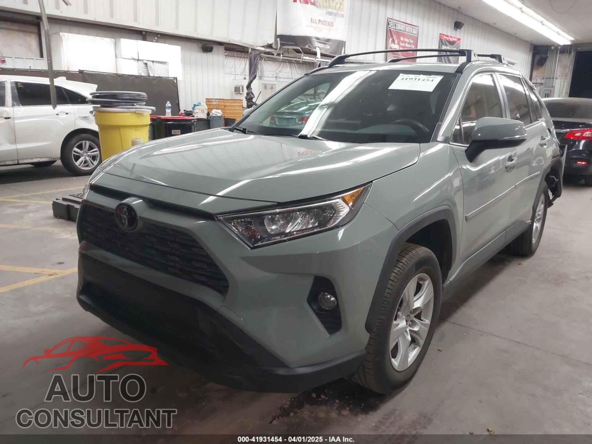 TOYOTA RAV4 2019 - JTMP1RFV2KD028137